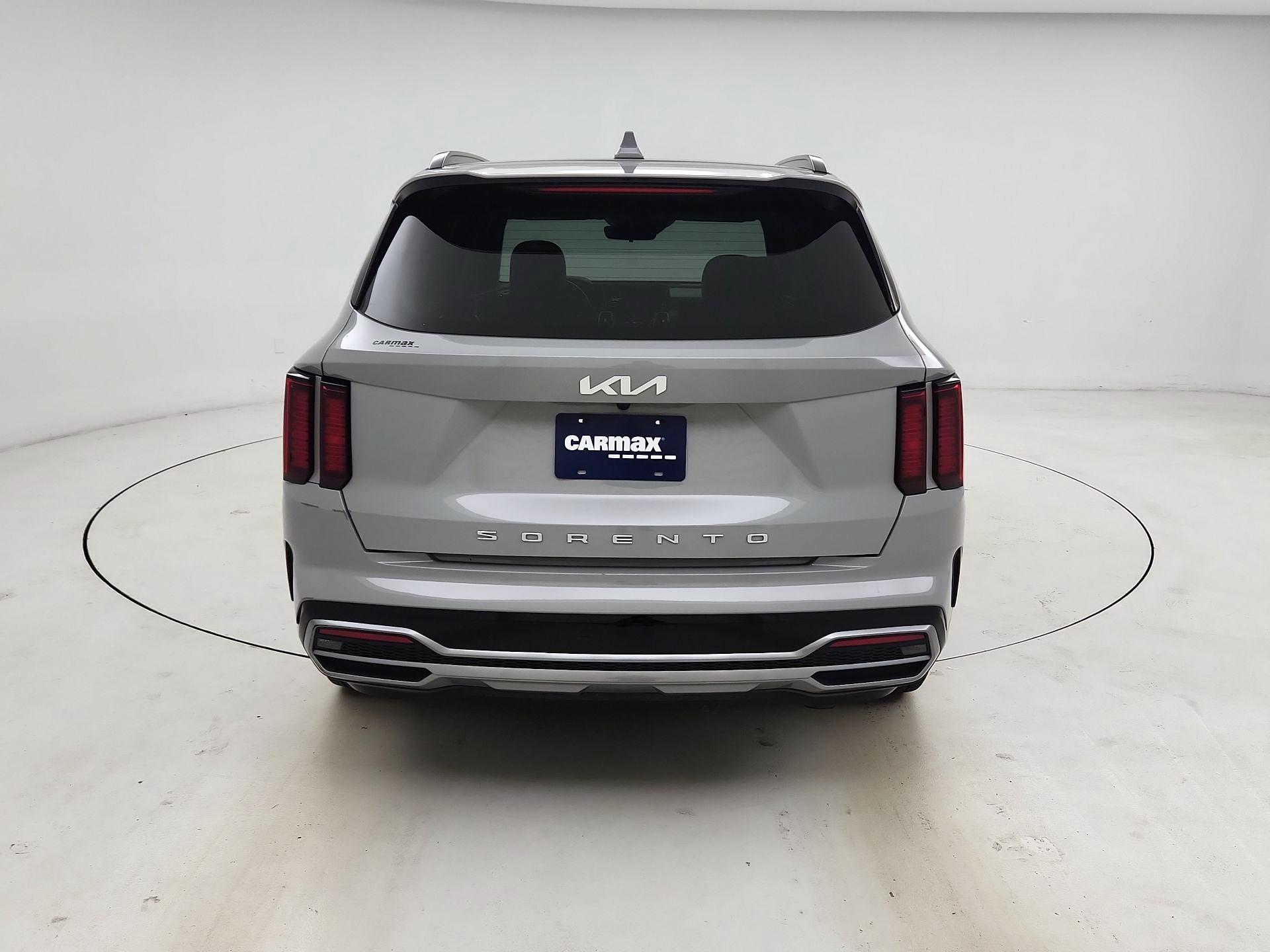 Thumbnail: 2022 Kia Sorento - 6