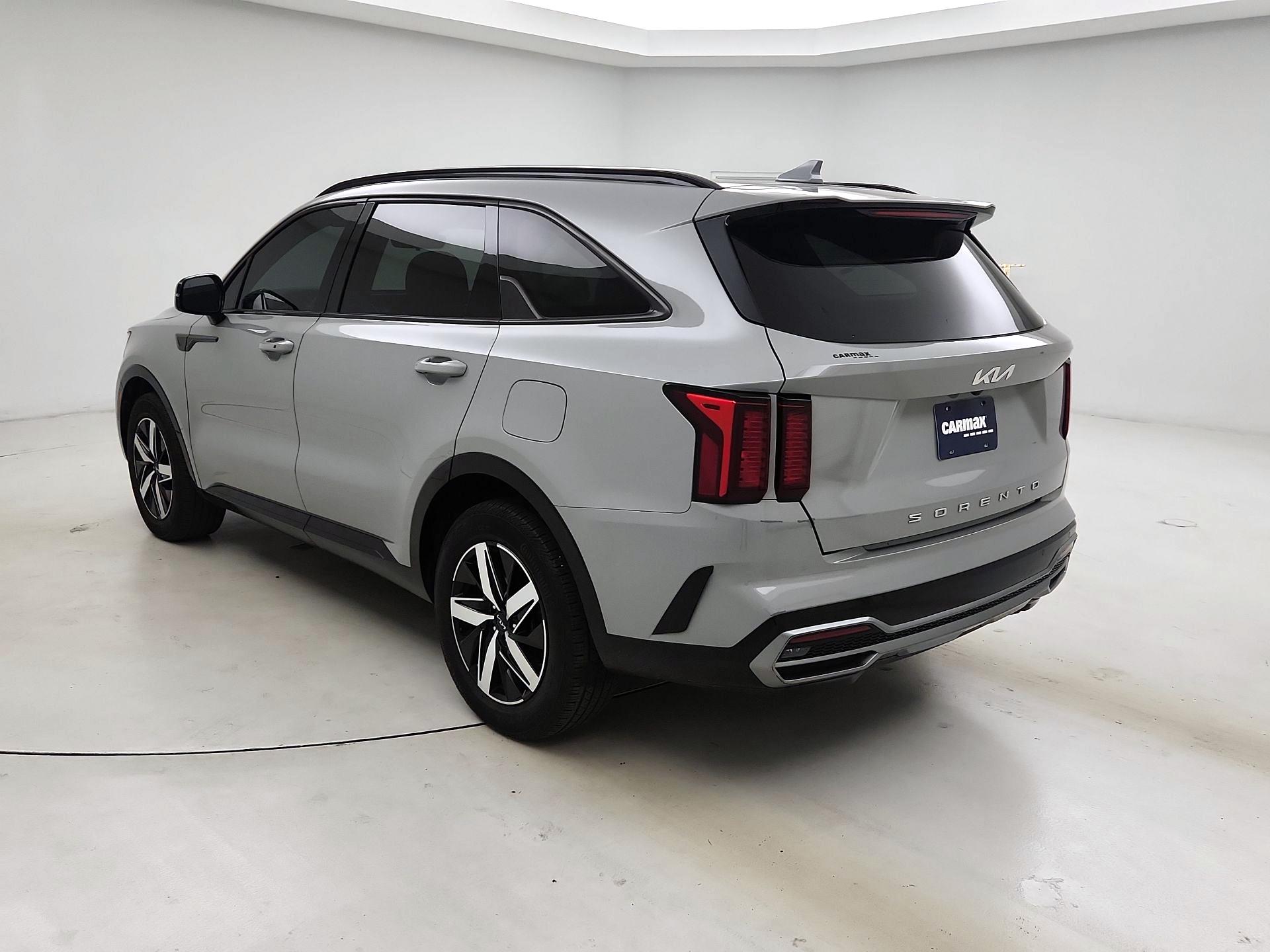 Thumbnail: 2022 Kia Sorento - 7