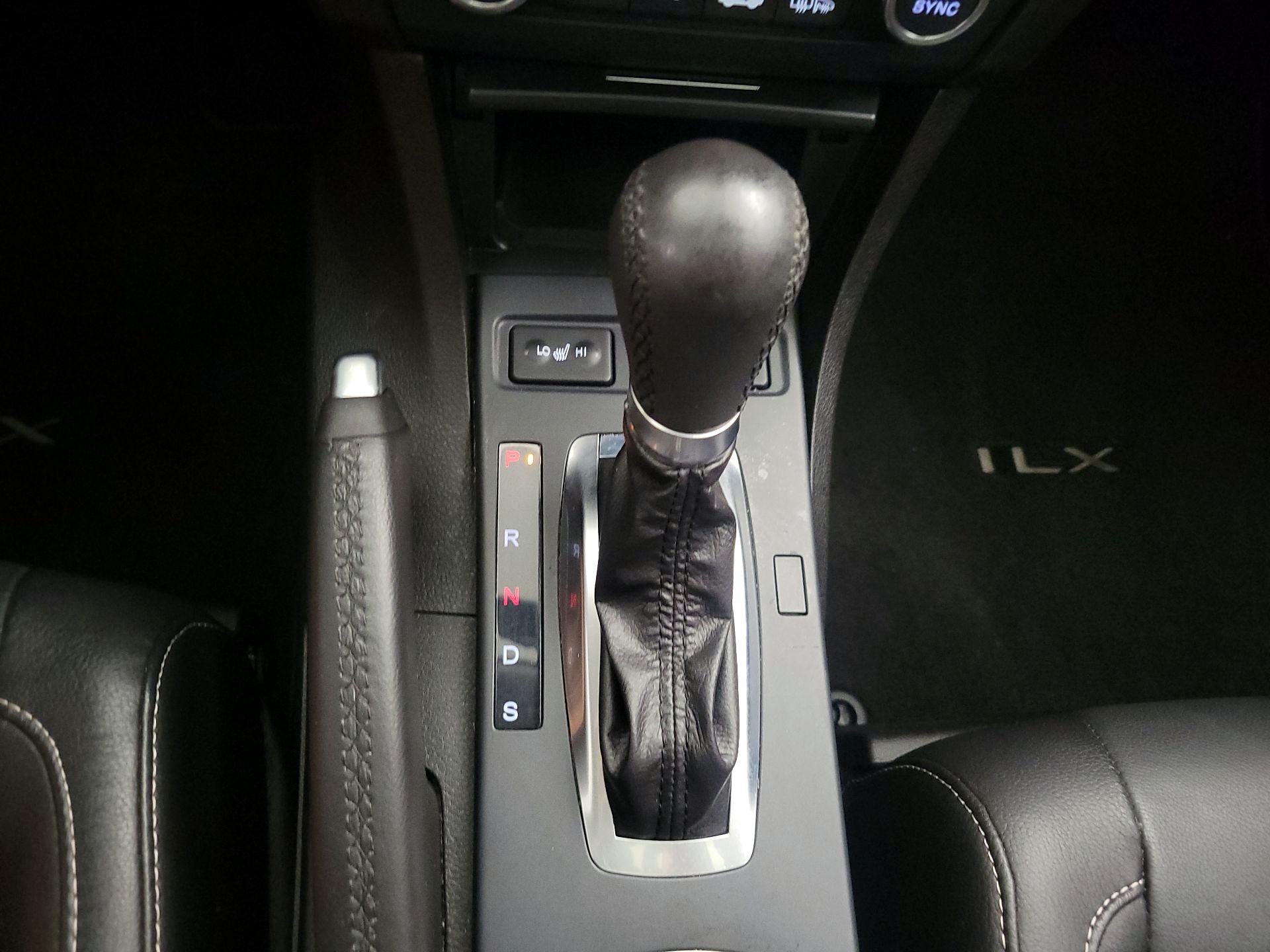Thumbnail: 2021 Acura ILX - 17