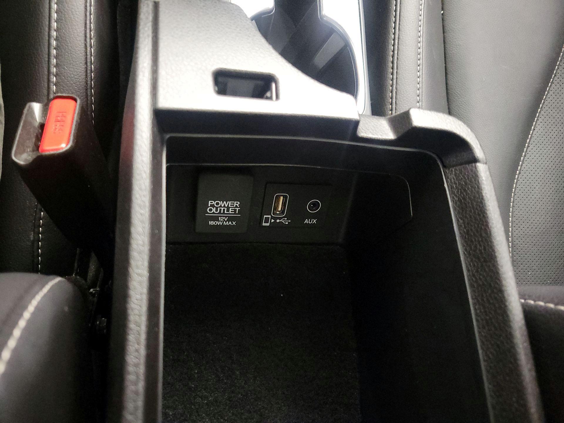 Thumbnail: 2021 Acura ILX - 18