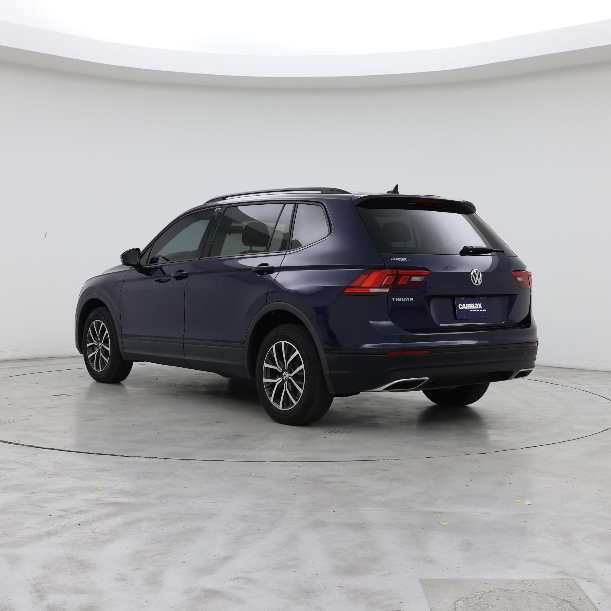 Thumbnail: 2021 Volkswagen Tiguan - 2