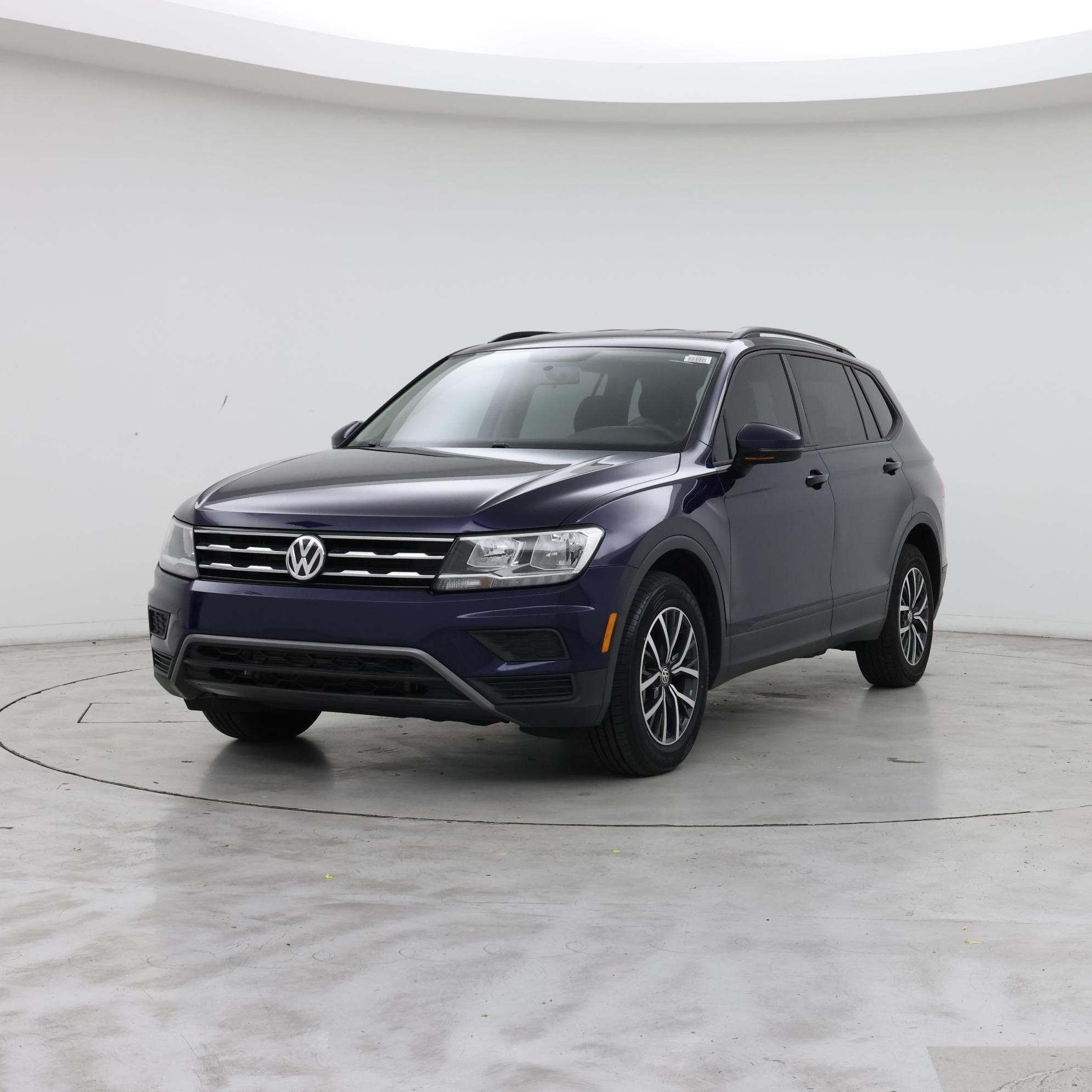 Thumbnail: 2021 Volkswagen Tiguan - 4