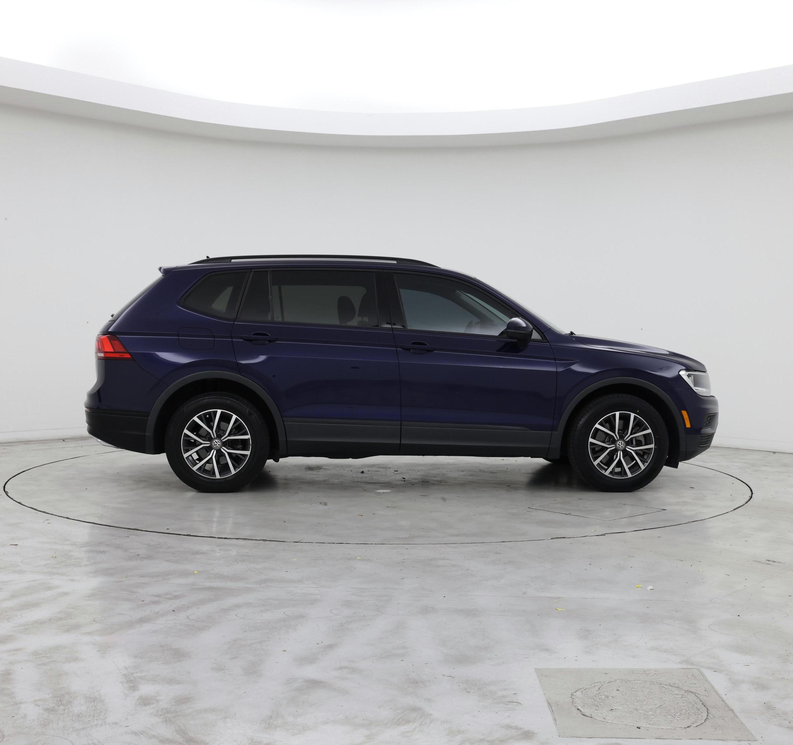 Thumbnail: 2021 Volkswagen Tiguan - 7