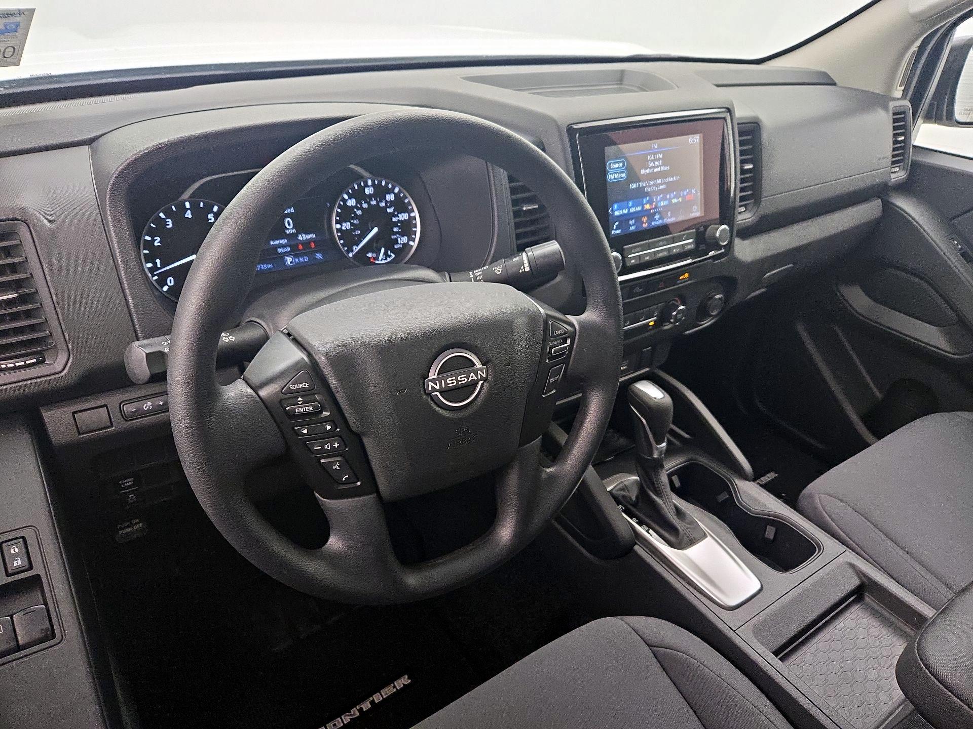 Thumbnail: 2024 Nissan Frontier - 9