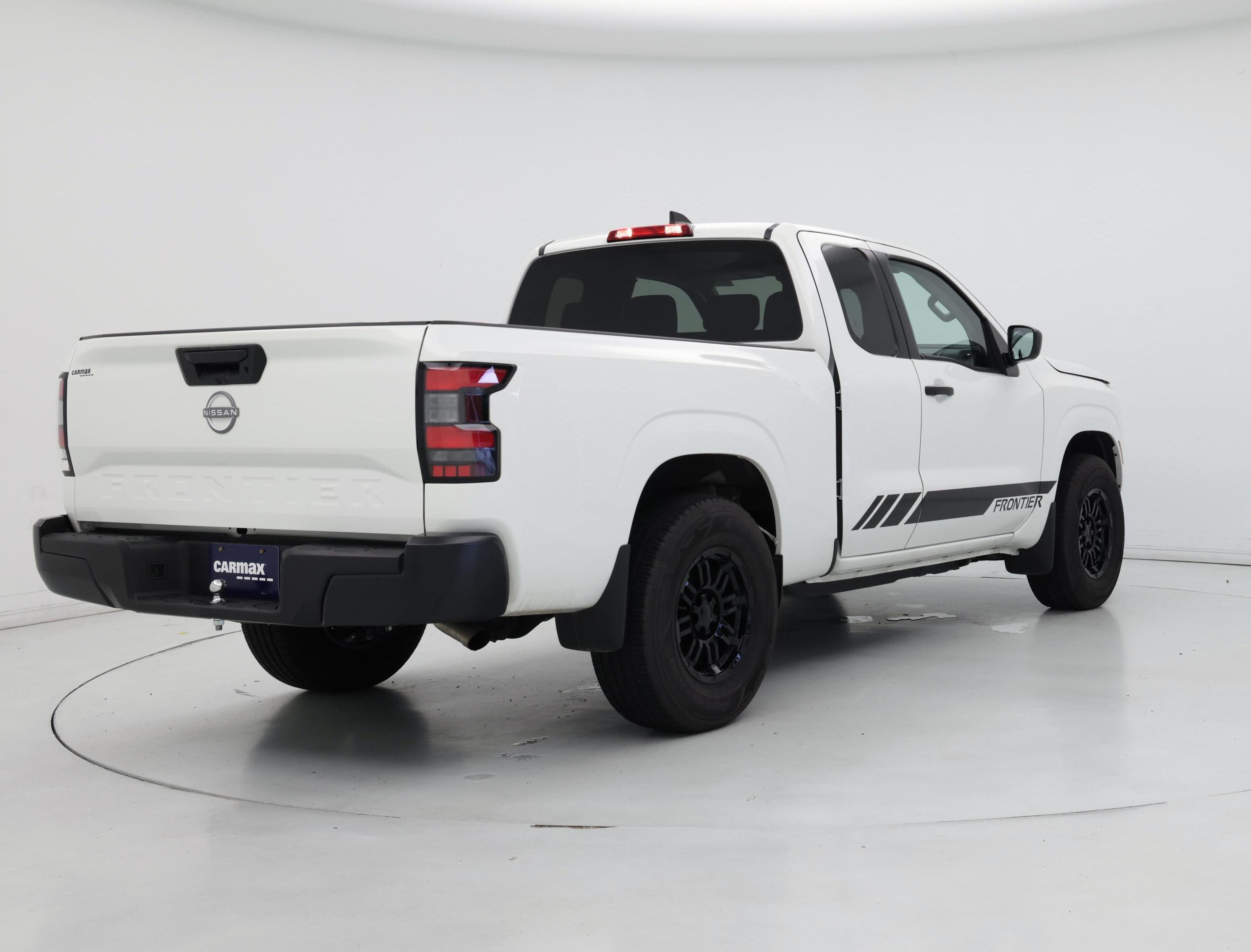 Thumbnail: 2024 Nissan Frontier - 8