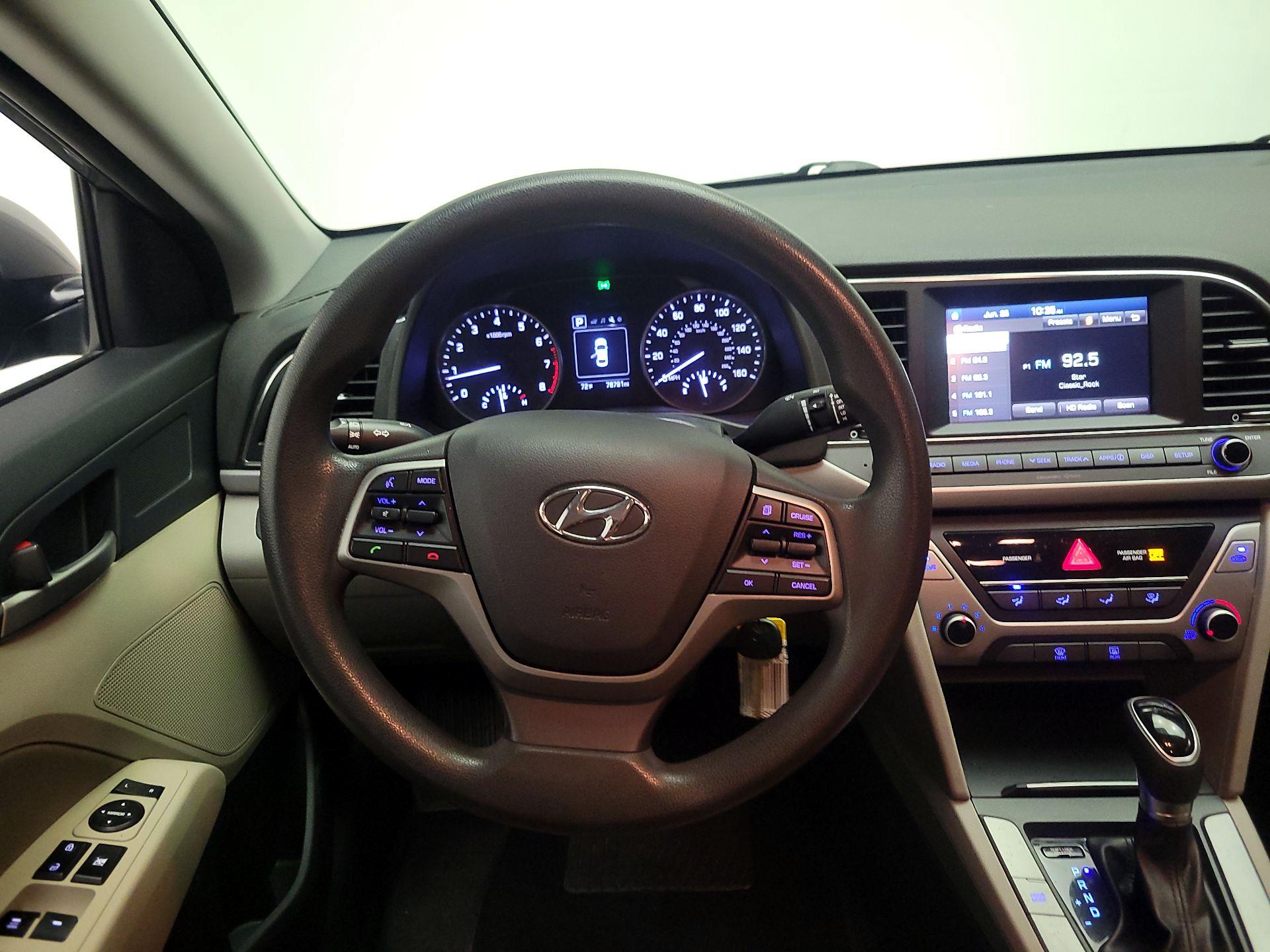 Thumbnail: 2018 Hyundai Elantra - 10