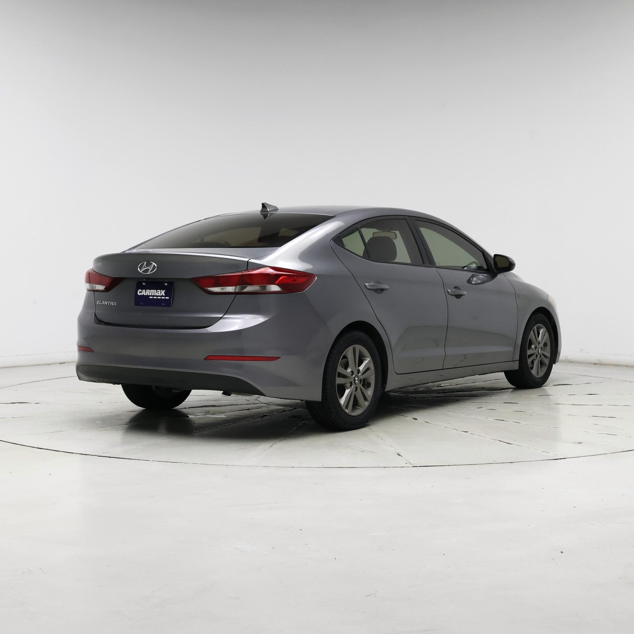 Thumbnail: 2018 Hyundai Elantra - 8