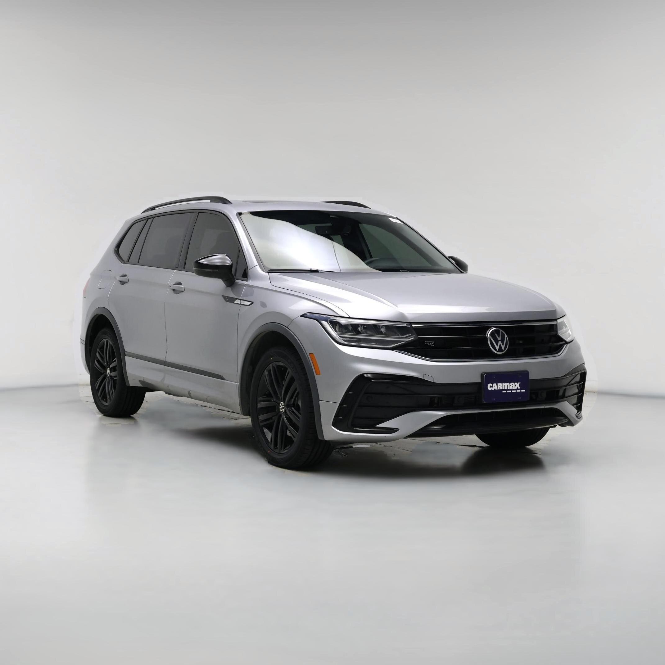 Thumbnail: 2022 Volkswagen Tiguan - 1