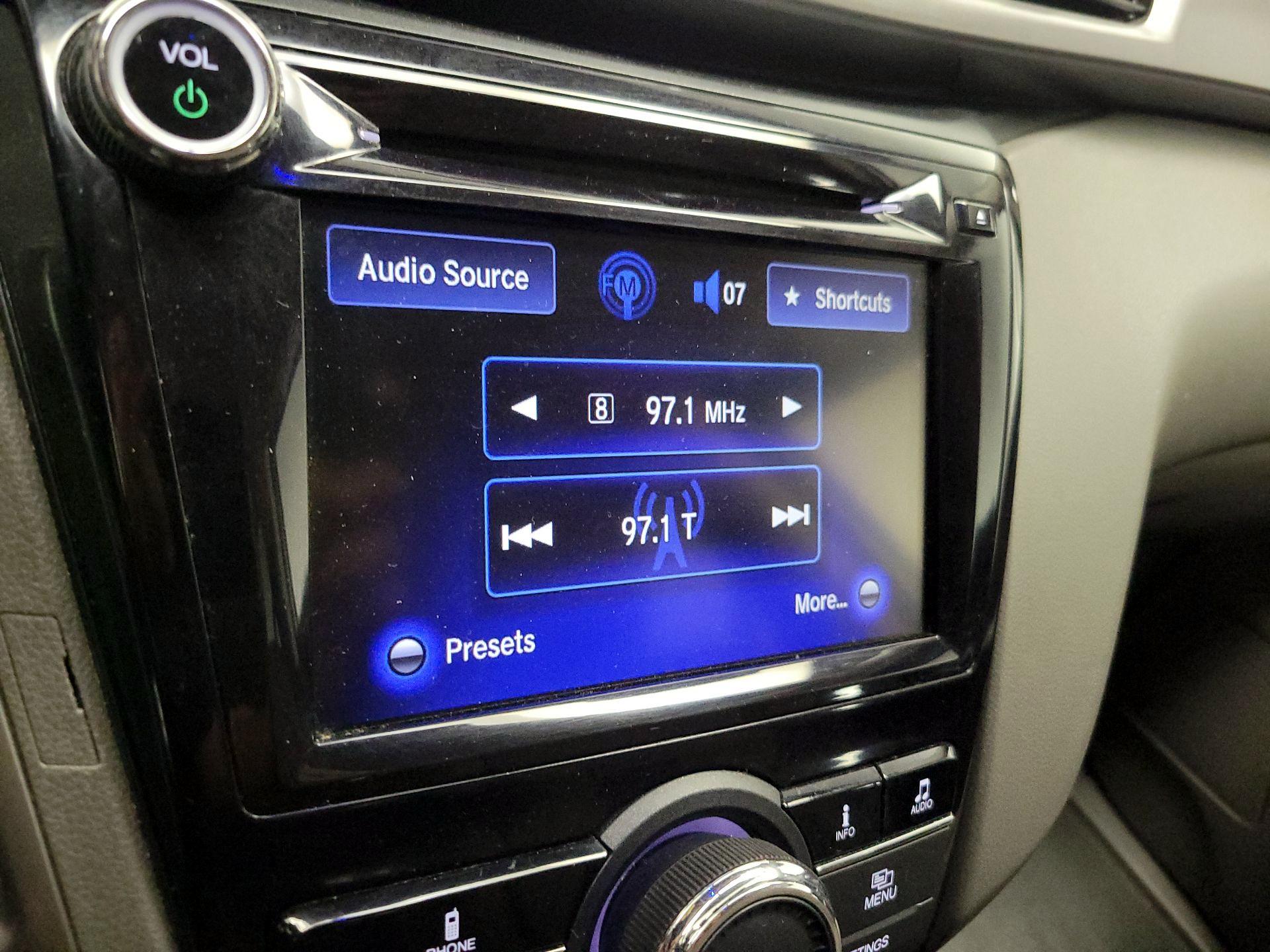 Thumbnail: 2014 Honda Odyssey - 15