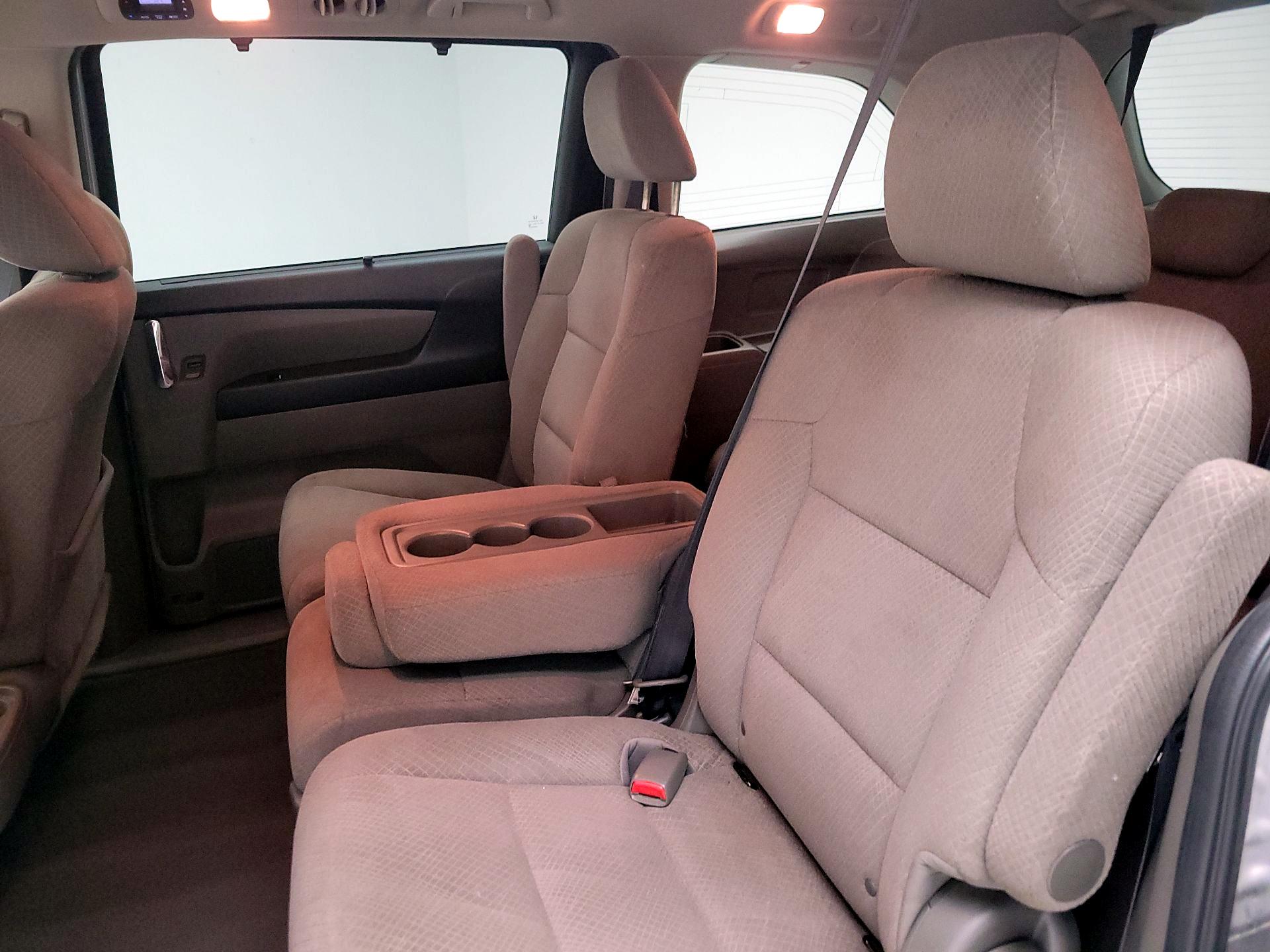 Thumbnail: 2014 Honda Odyssey - 18