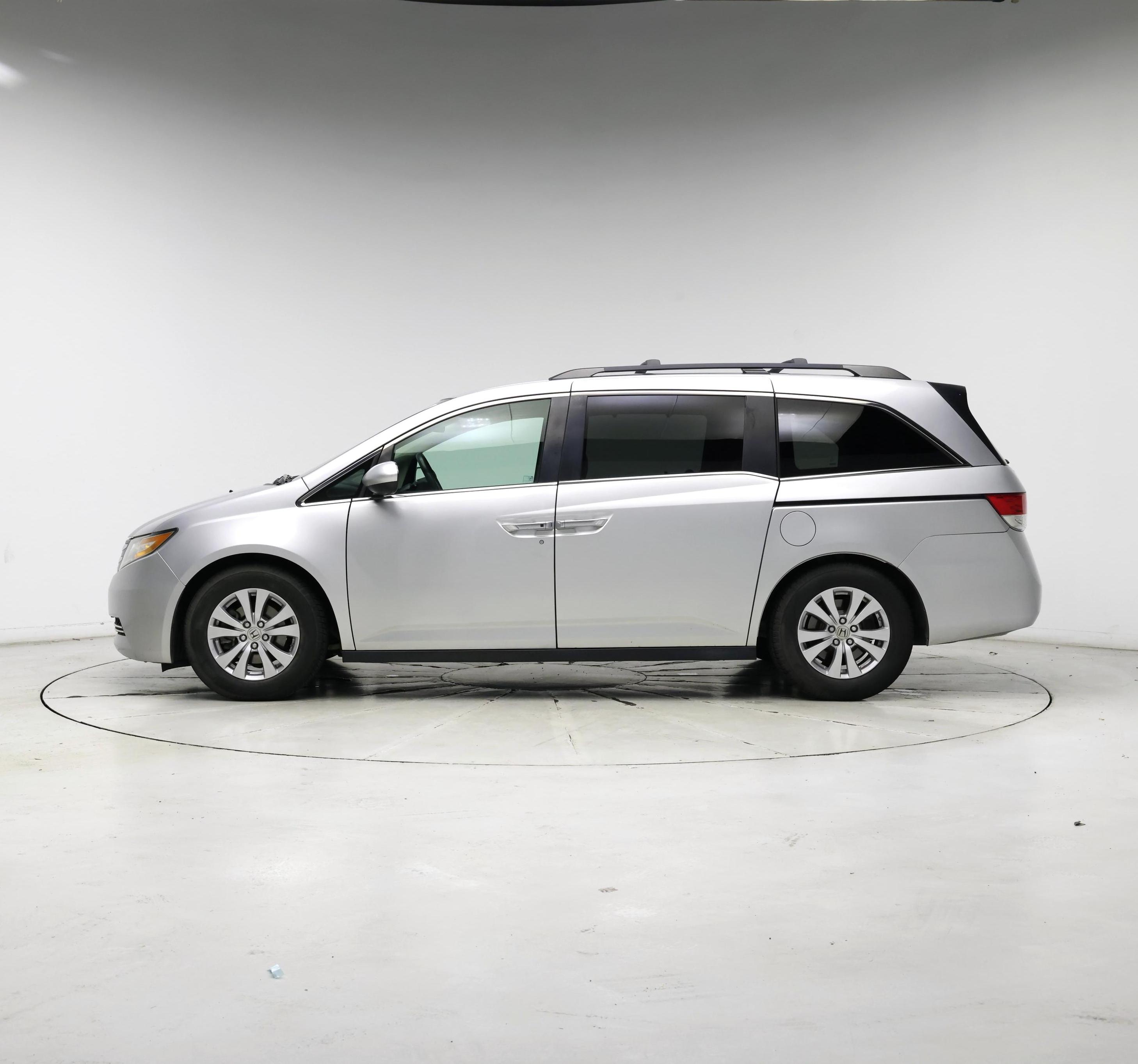 Thumbnail: 2014 Honda Odyssey - 3