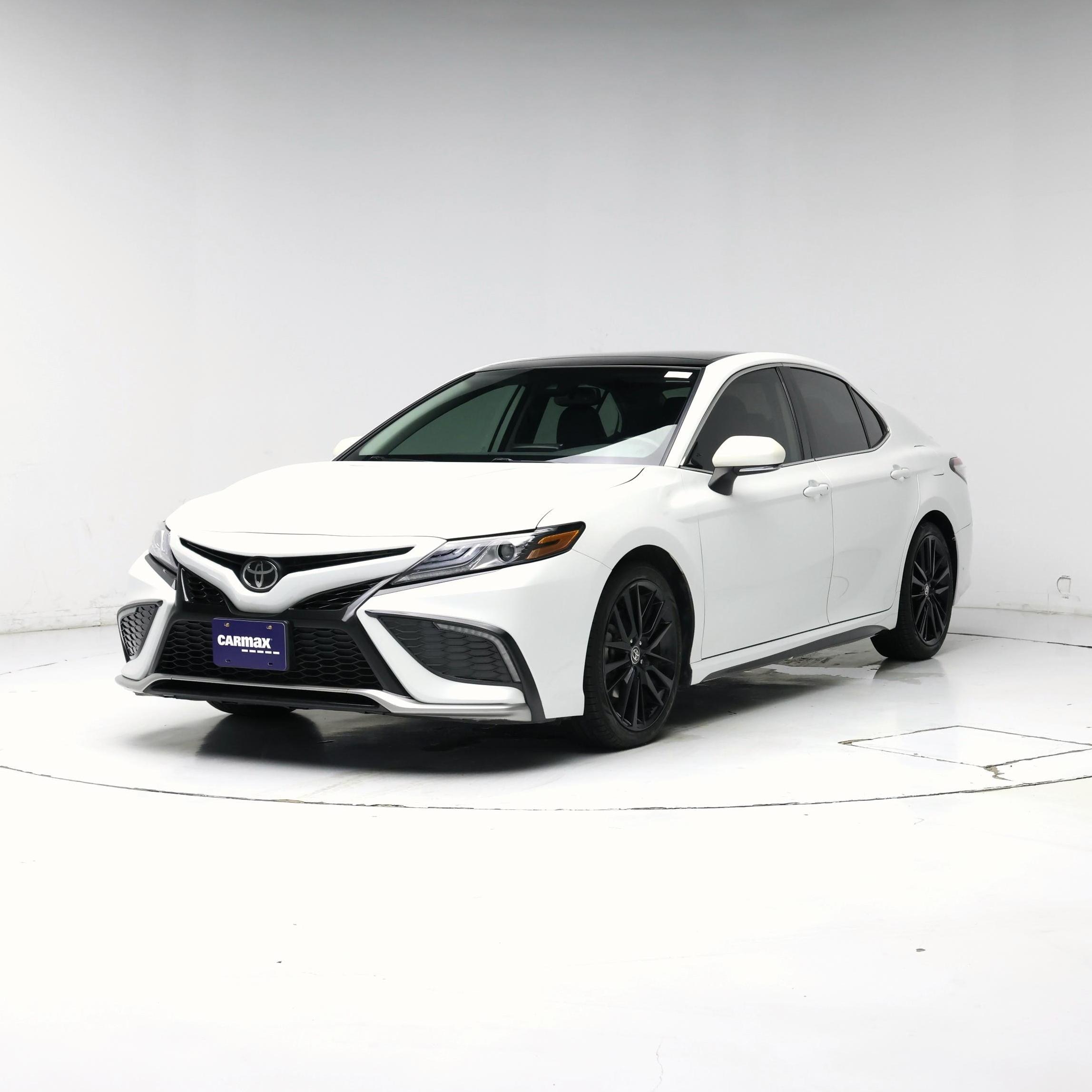 Thumbnail: 2022 Toyota Camry - 4