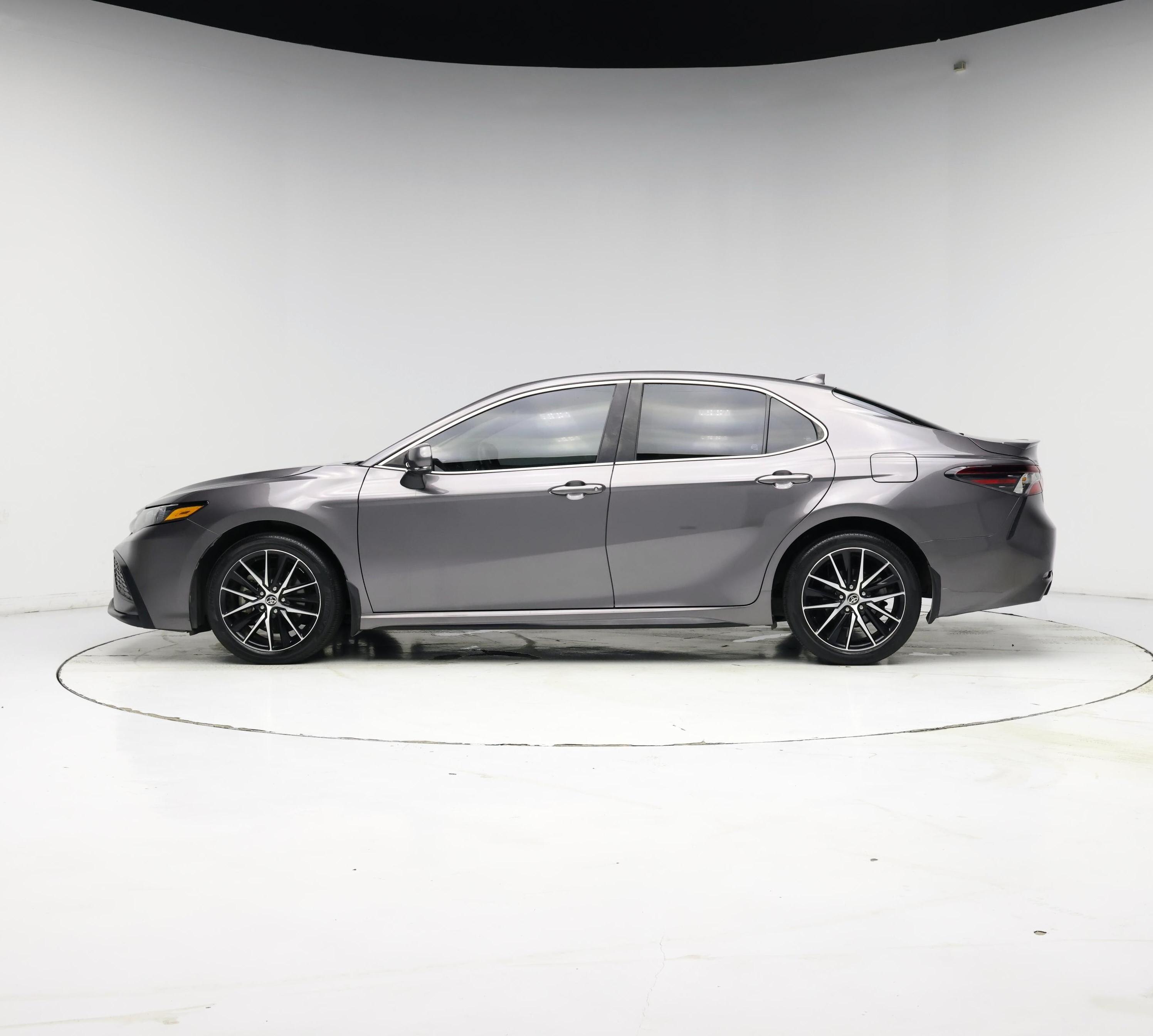 Thumbnail: 2023 Toyota Camry - 3
