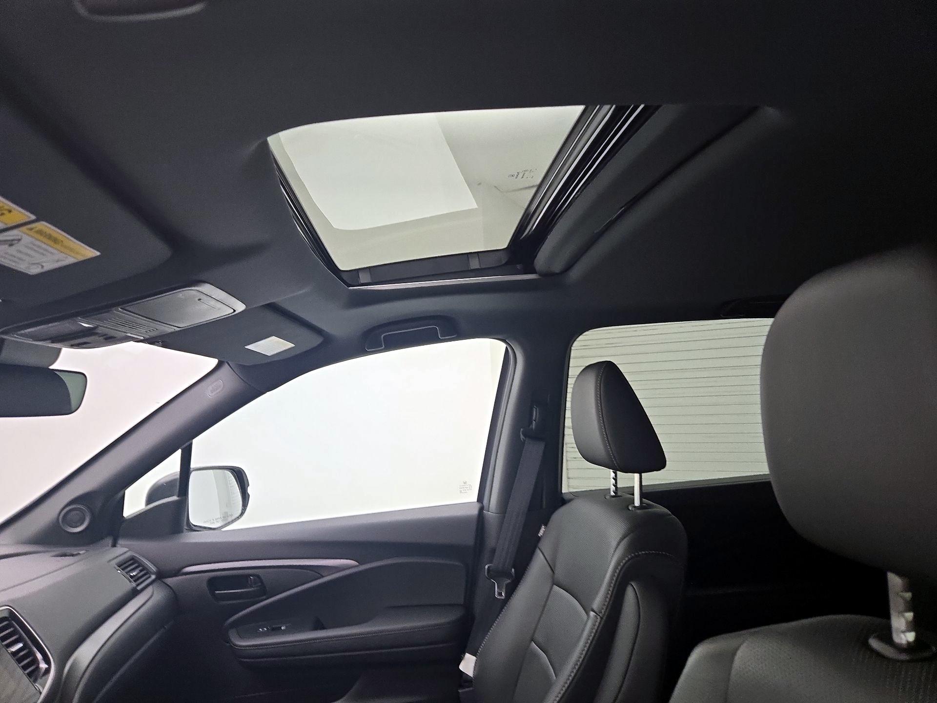 Thumbnail: 2023 Honda Passport - 19