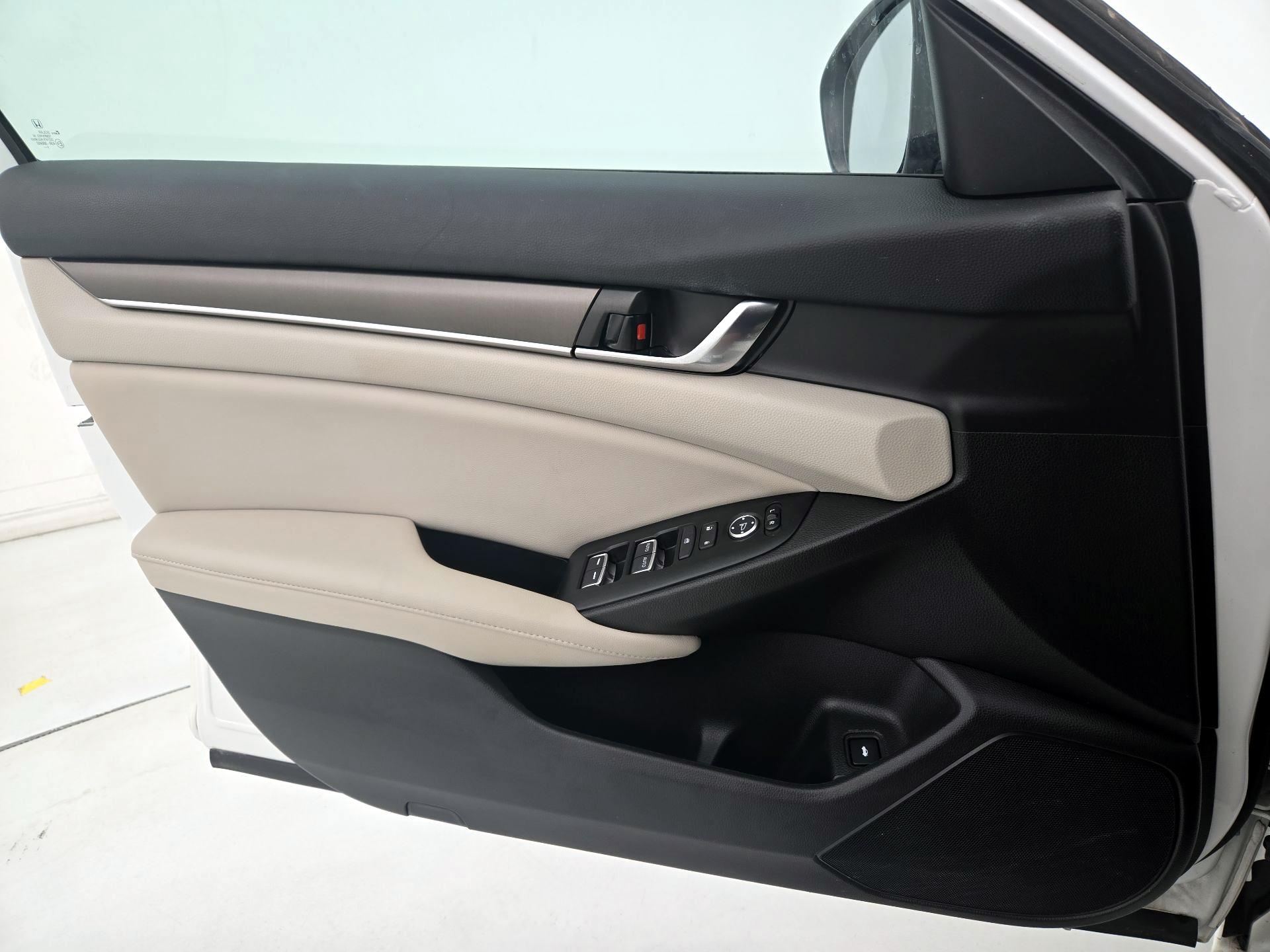 Thumbnail: 2022 Honda Accord - 12