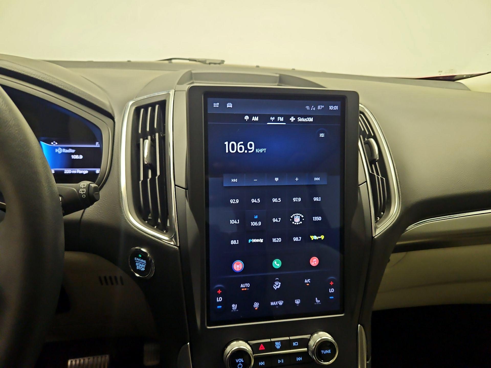 Thumbnail: 2023 Ford Edge - 14