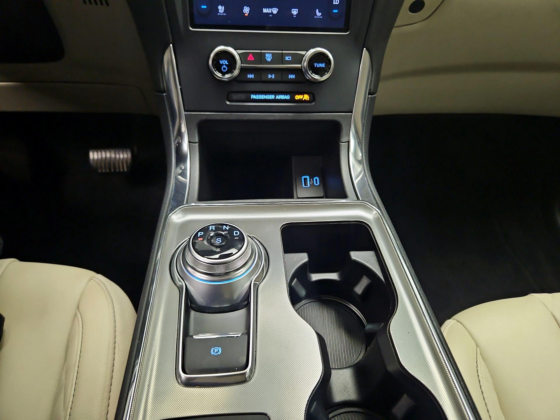 Thumbnail: 2023 Ford Edge - 16