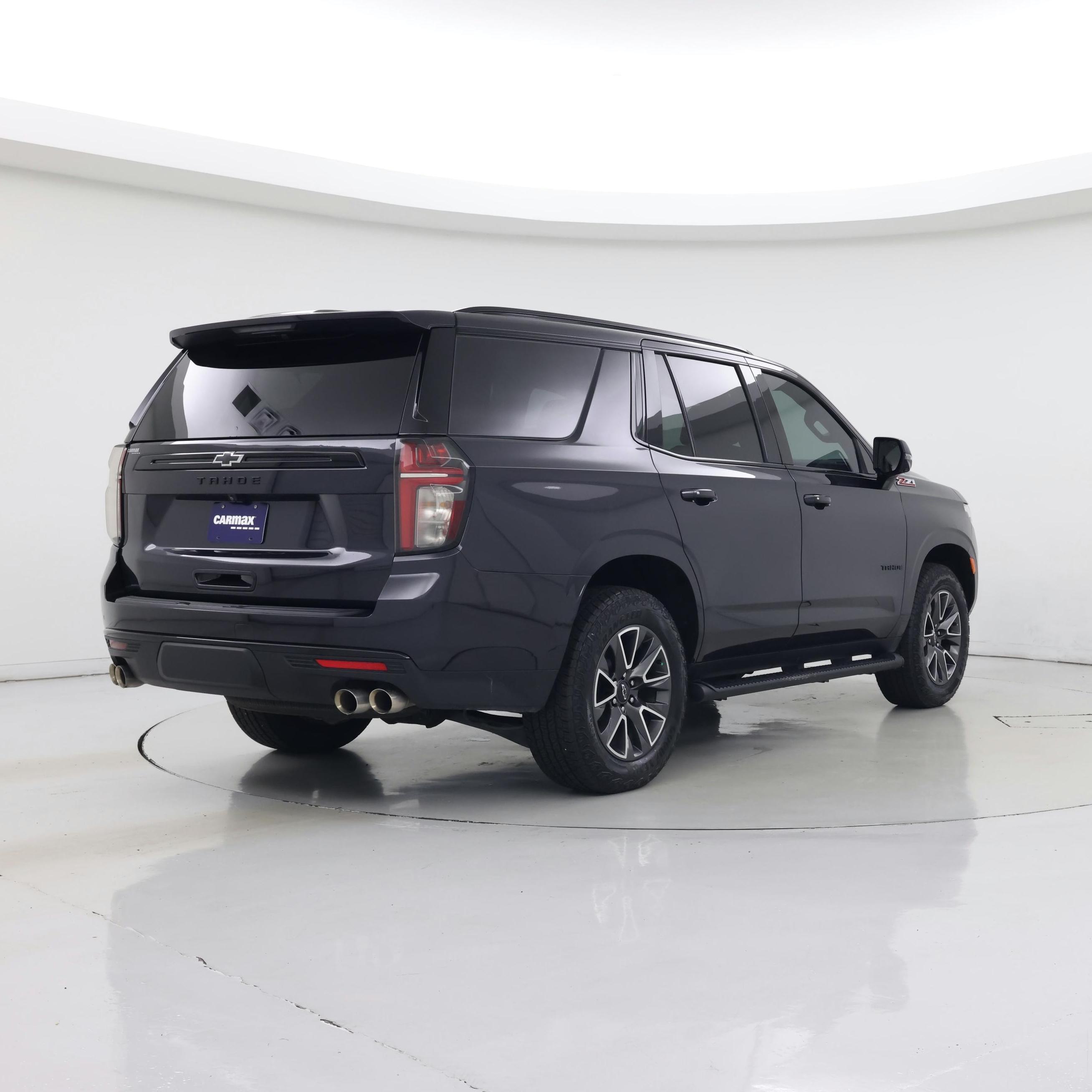 Thumbnail: 2024 Chevrolet Tahoe - 8