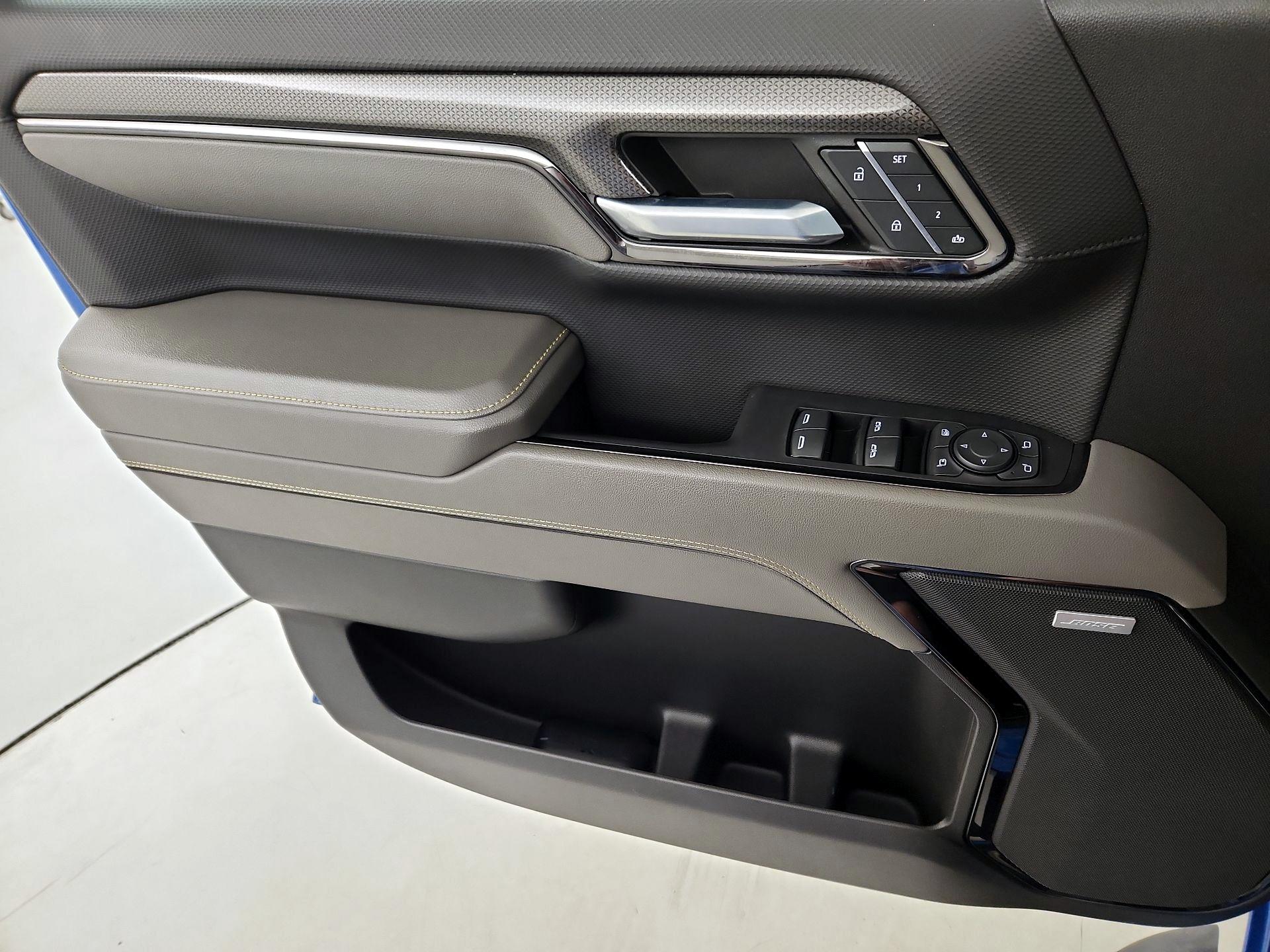 Thumbnail: 2023 Chevrolet Silverado 1500 - 12