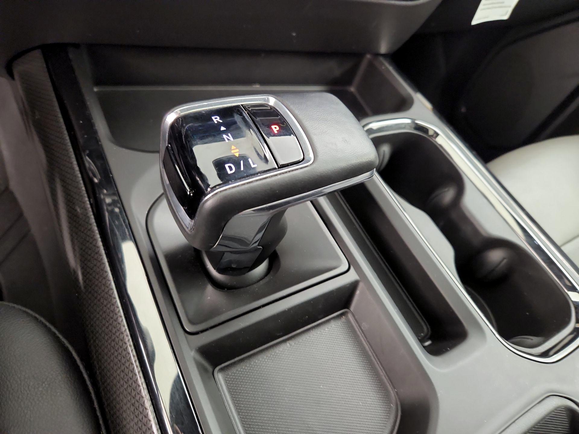 Thumbnail: 2023 Chevrolet Silverado 1500 - 17