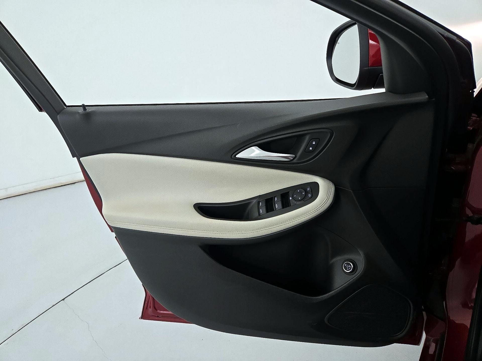 Thumbnail: 2020 Buick Encore GX - 12