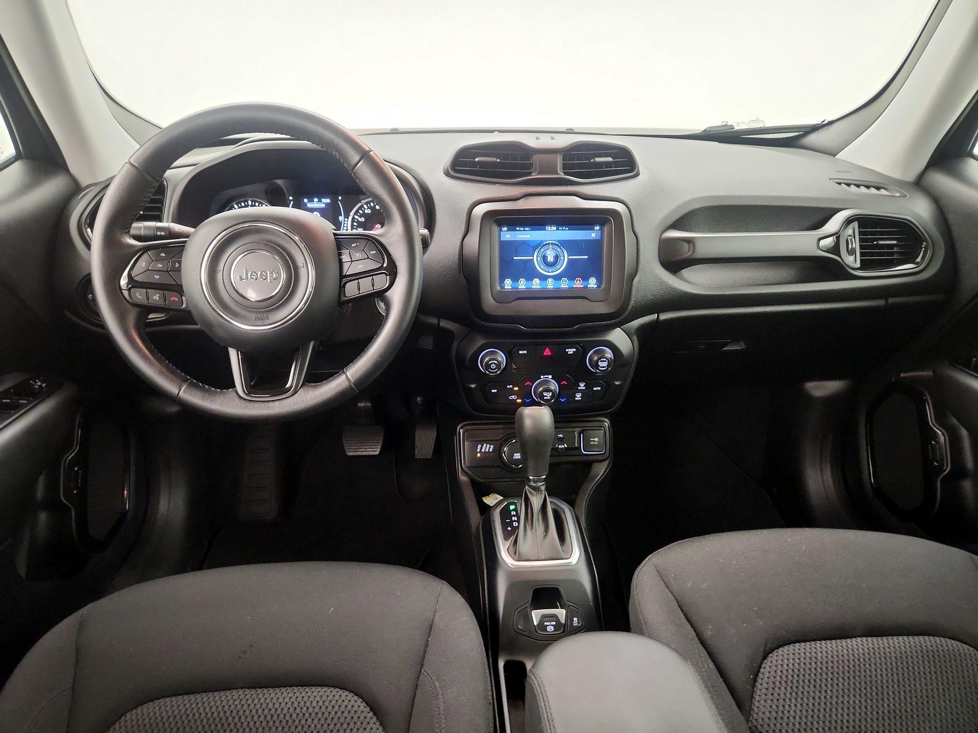 Thumbnail: 2020 Jeep Renegade - 9