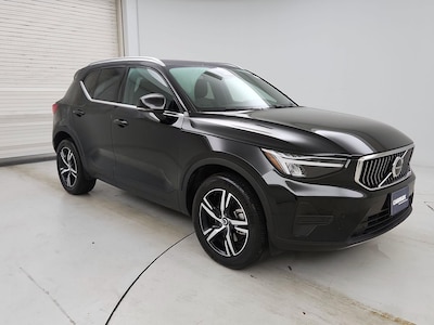 Black 2025 Volvo XC40 B5 Core Bright Theme