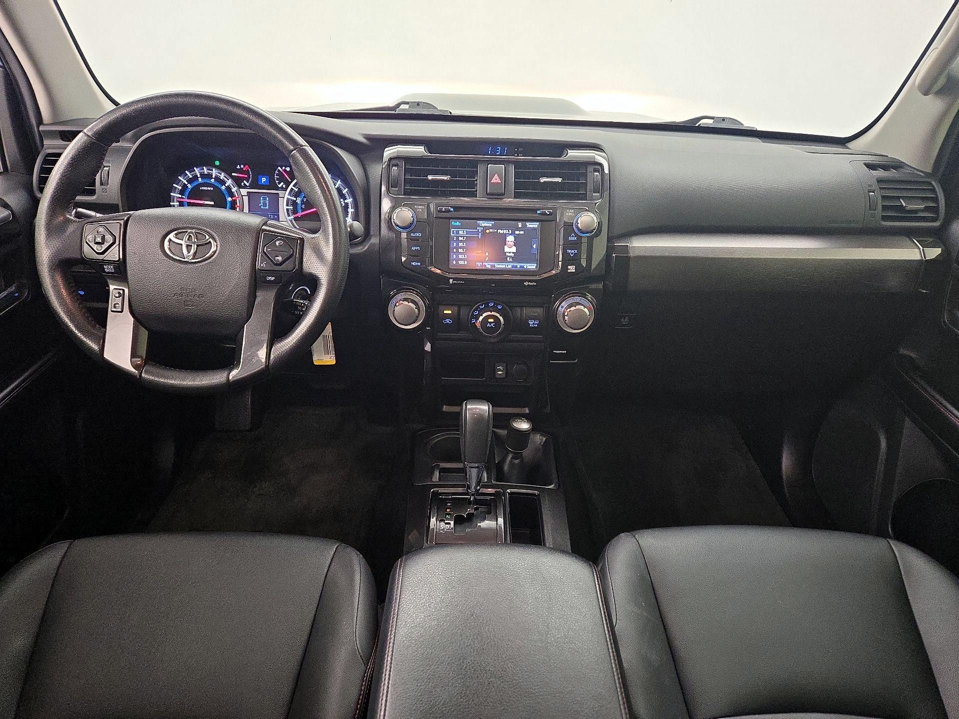Thumbnail: 2015 Toyota 4Runner - 9