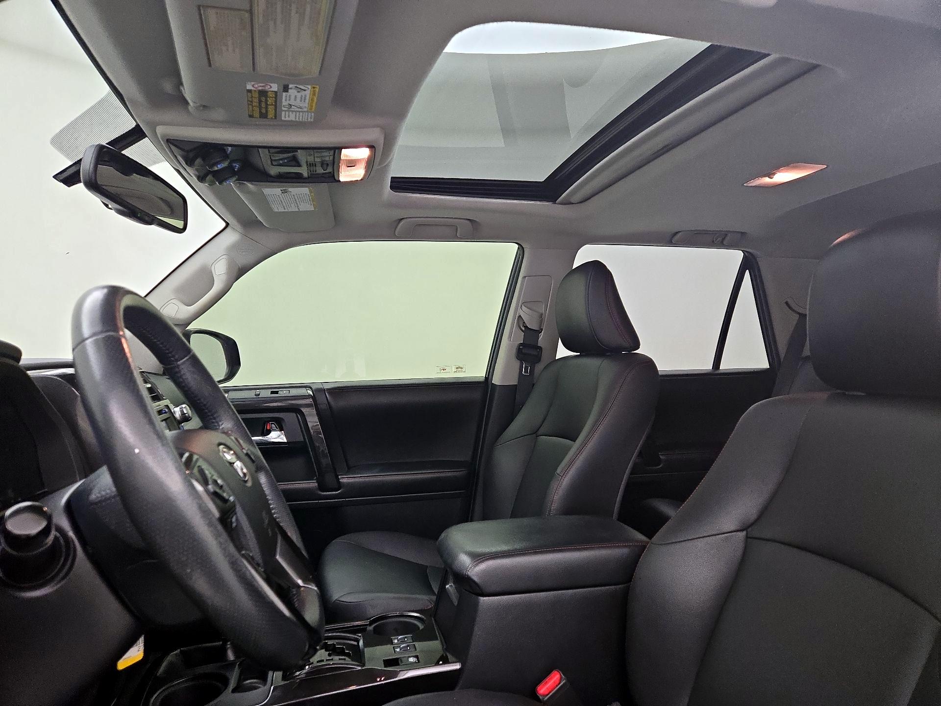 Thumbnail: 2015 Toyota 4Runner - 19