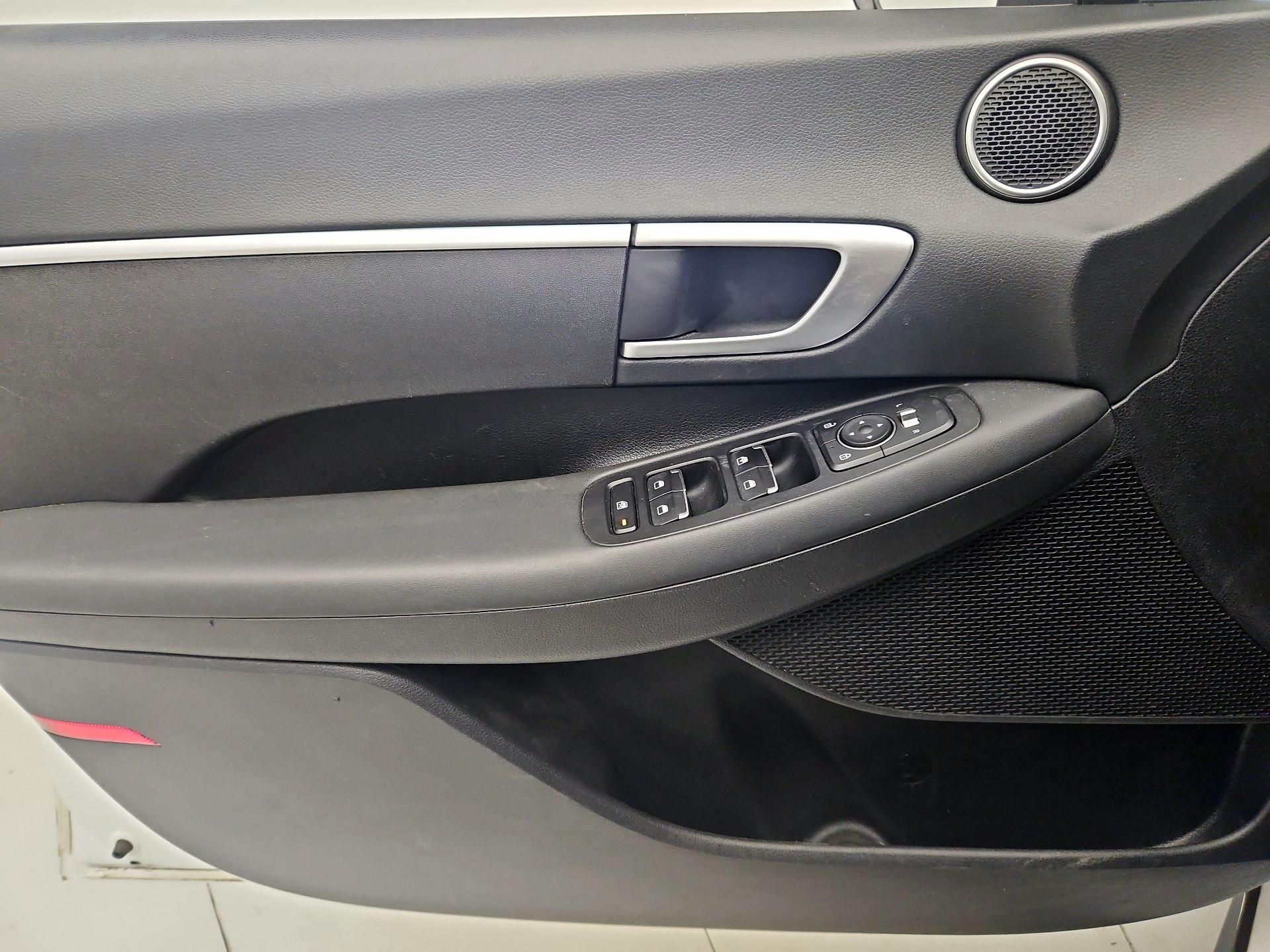 Thumbnail: 2021 Hyundai Sonata - 12
