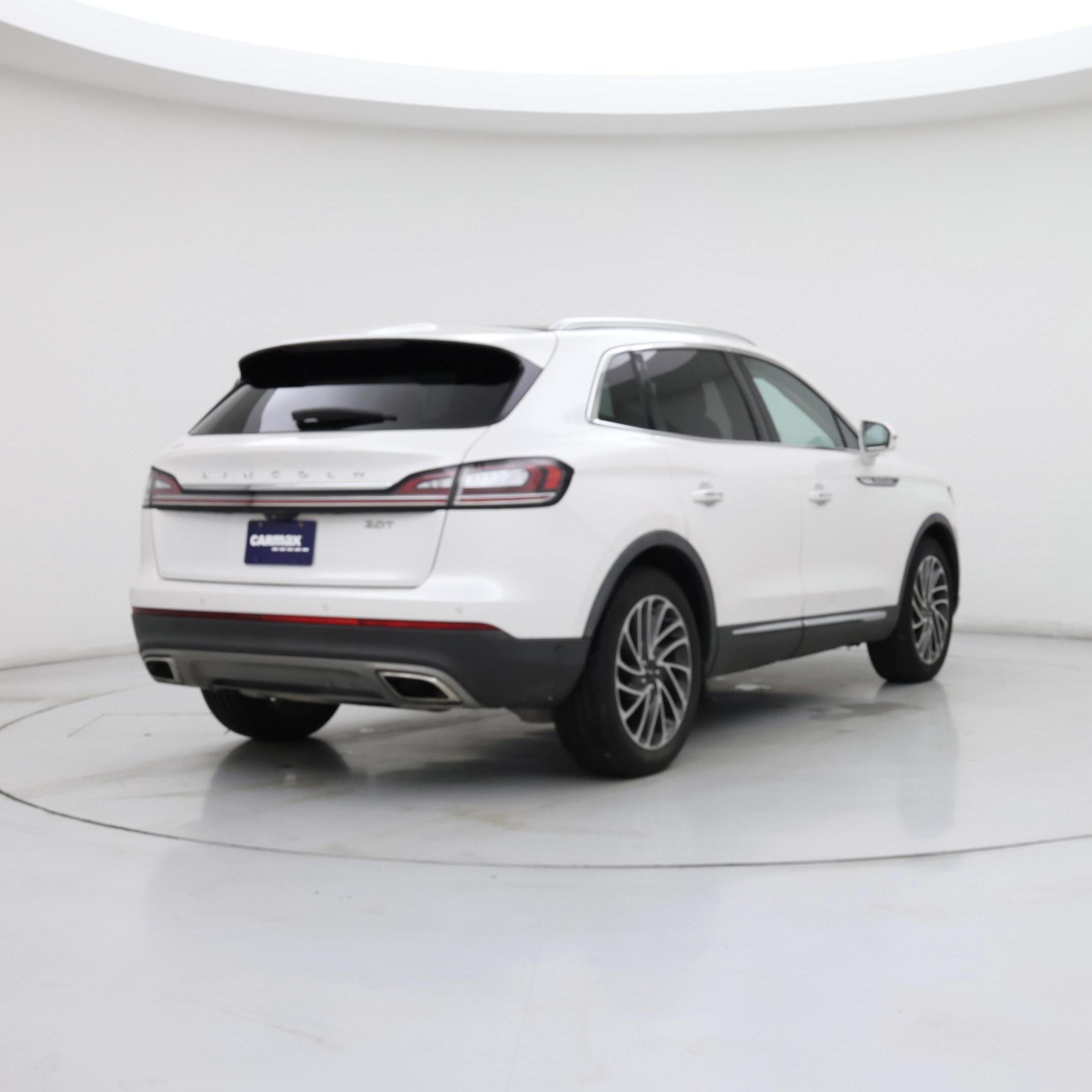 Thumbnail: 2019 Lincoln Nautilus - 8