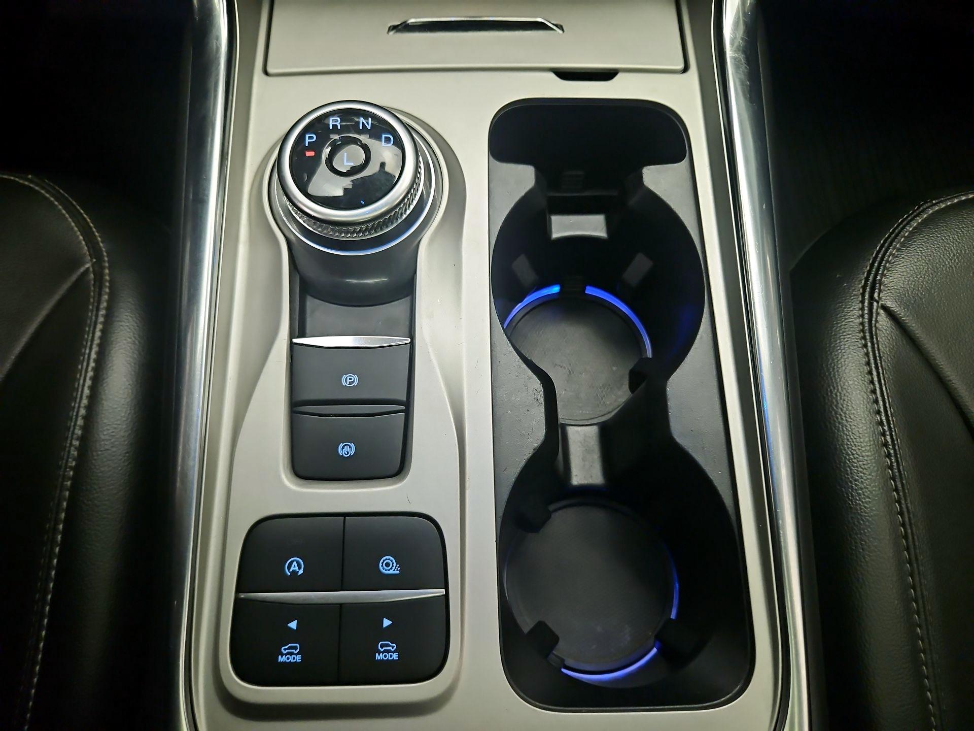Thumbnail: 2021 Ford Explorer - 18