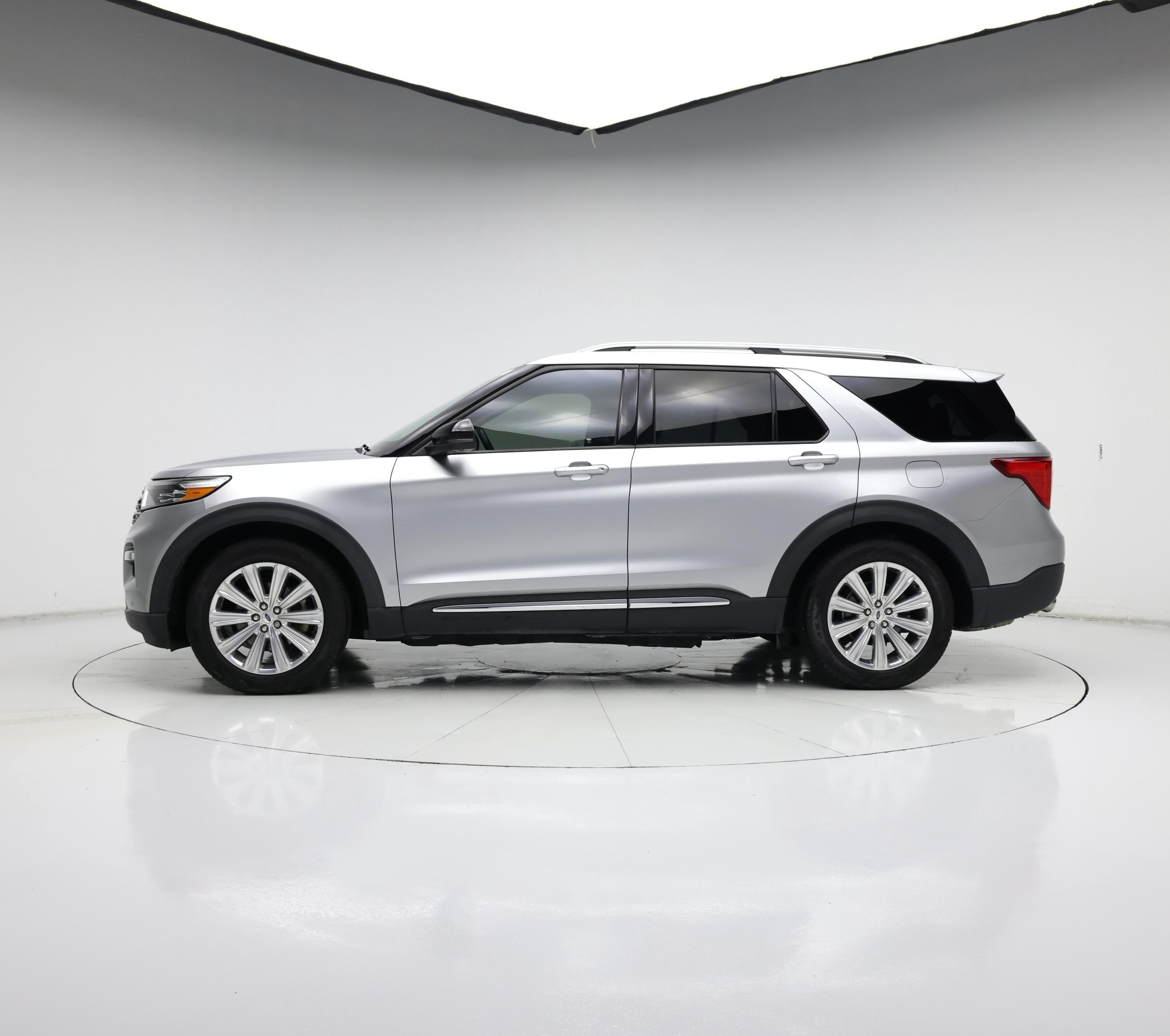 Thumbnail: 2021 Ford Explorer - 3