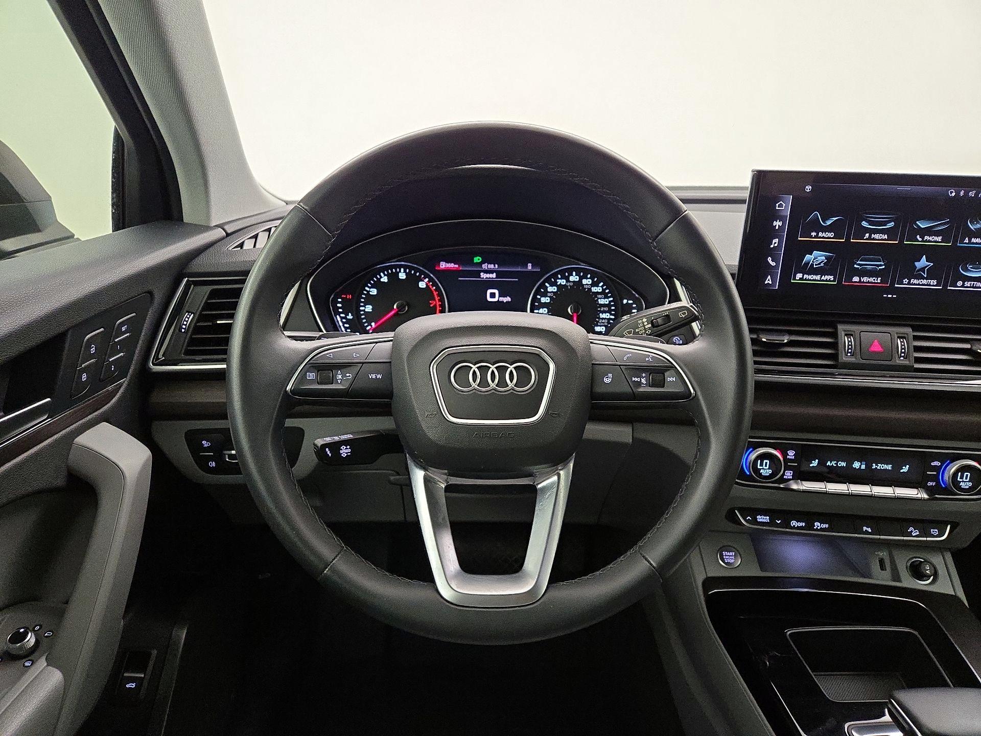 Thumbnail: 2021 Audi Q5 - 10