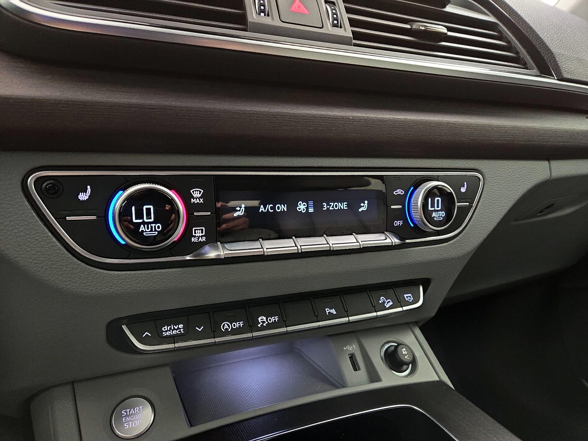 Thumbnail: 2021 Audi Q5 - 16