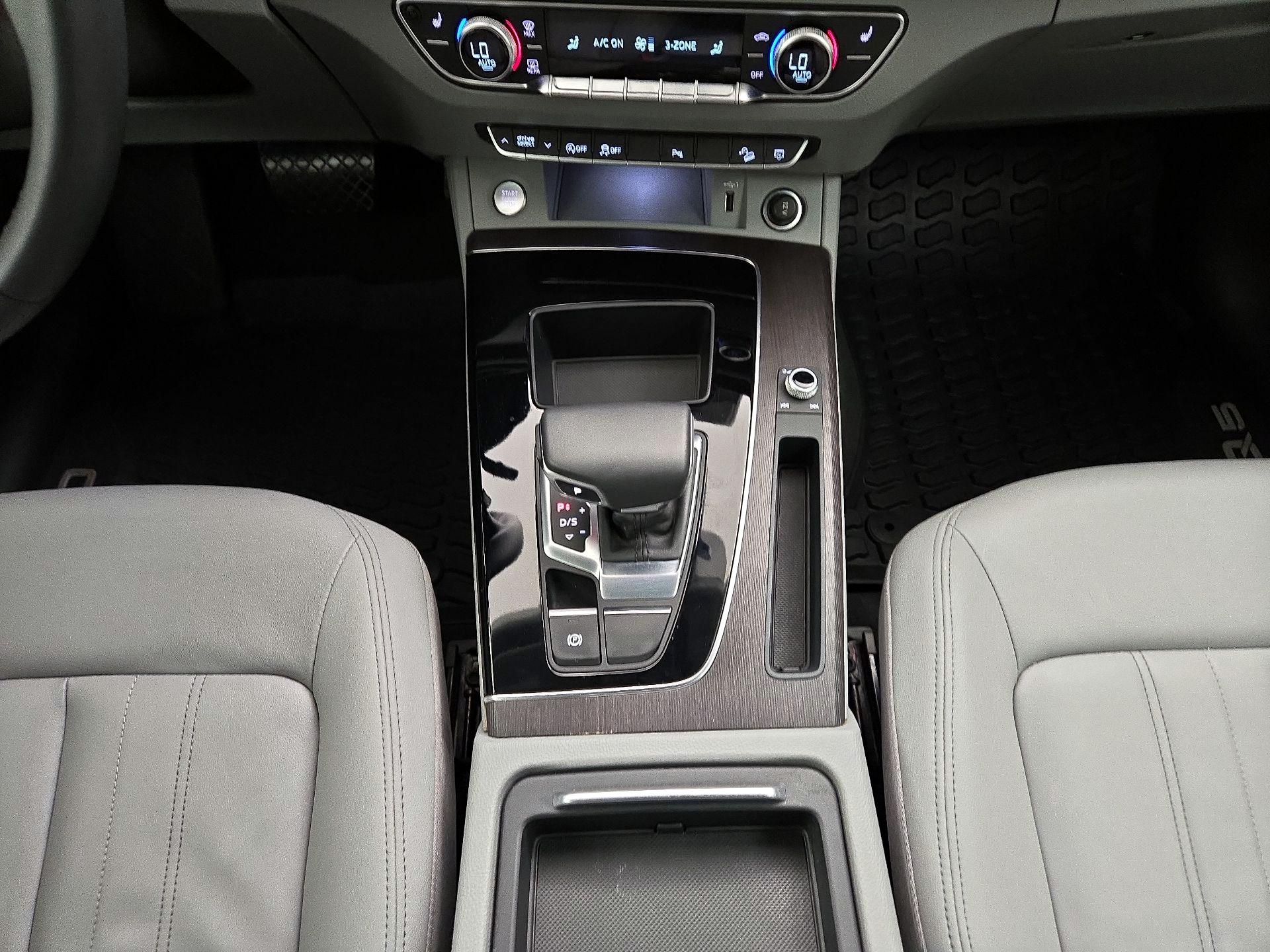 Thumbnail: 2021 Audi Q5 - 17