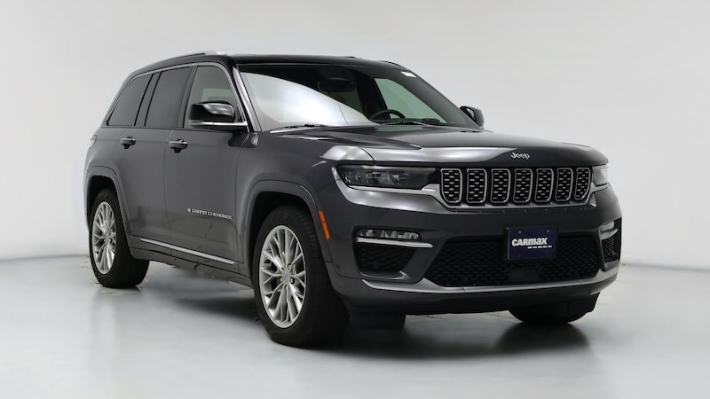 2022 Jeep Grand Cherokee Summit Hero Image