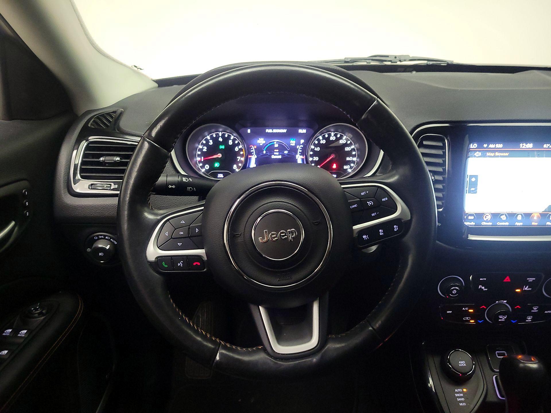 Thumbnail: 2021 Jeep Compass - 10