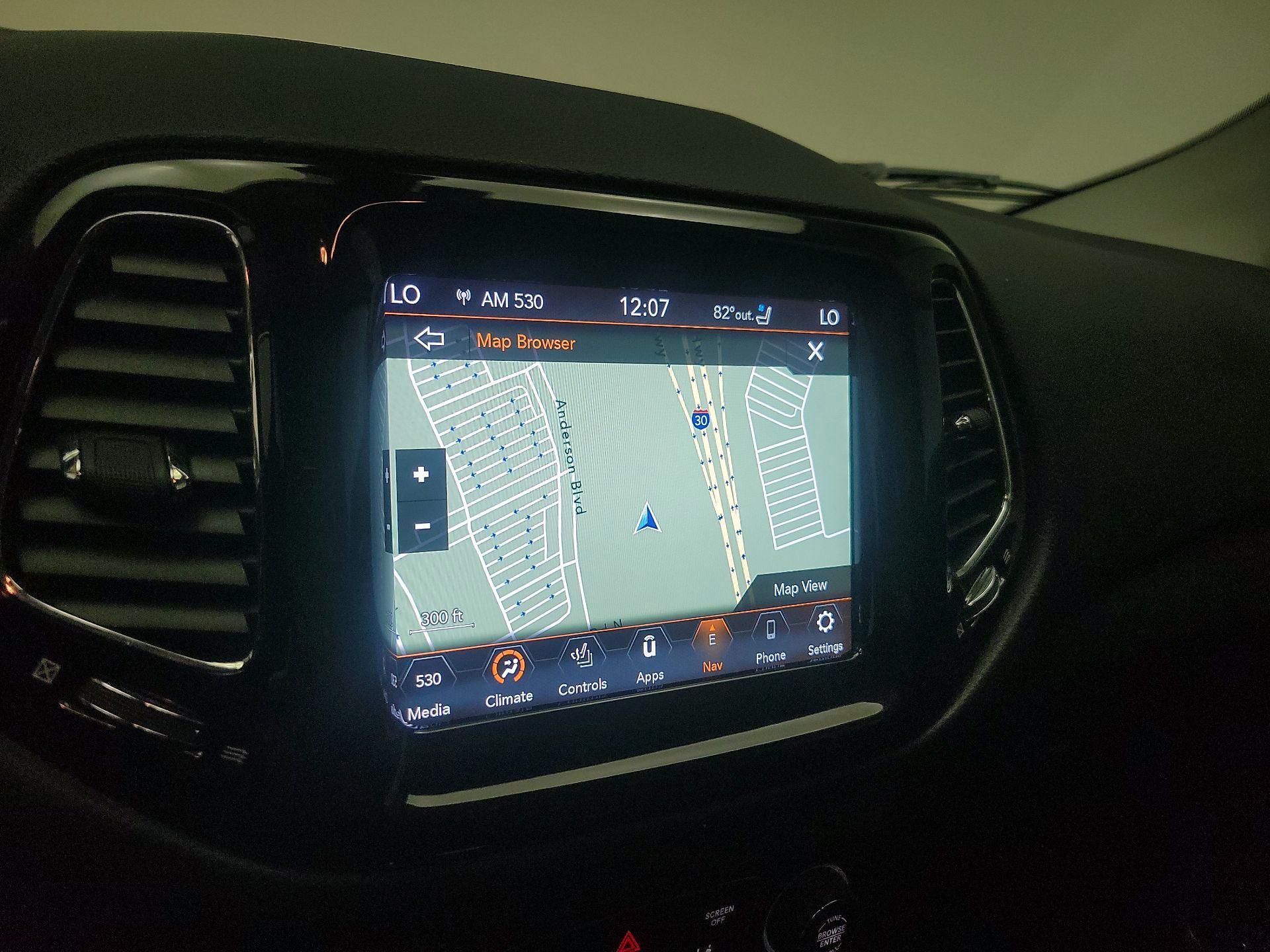 Thumbnail: 2021 Jeep Compass - 14