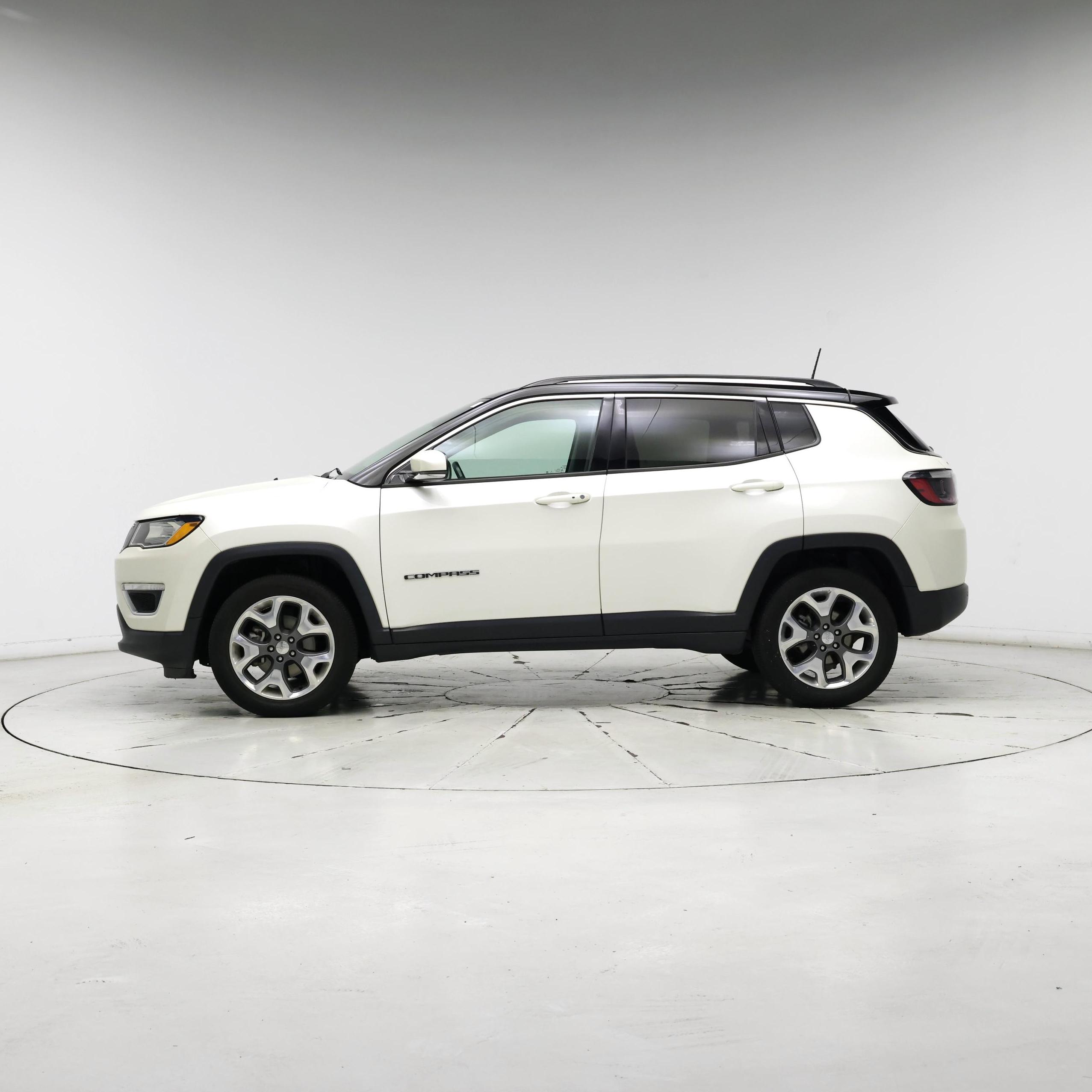 Thumbnail: 2021 Jeep Compass - 3