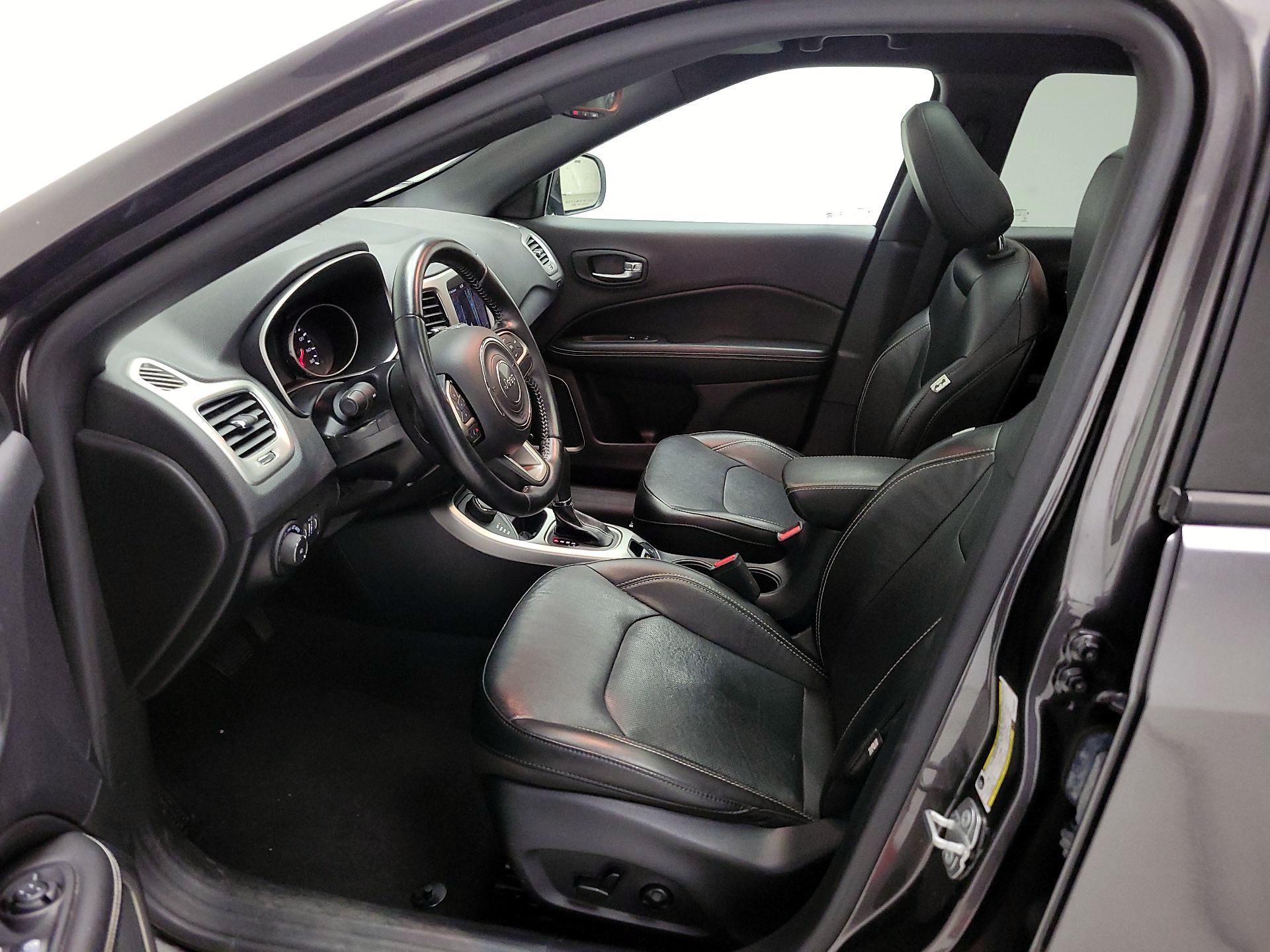 Thumbnail: 2021 Jeep Compass - 11