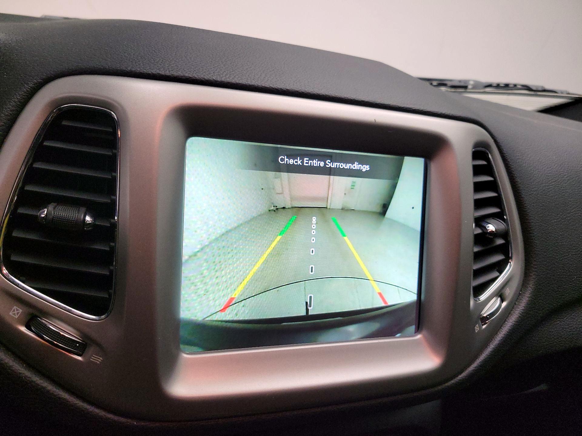 Thumbnail: 2021 Jeep Compass - 15