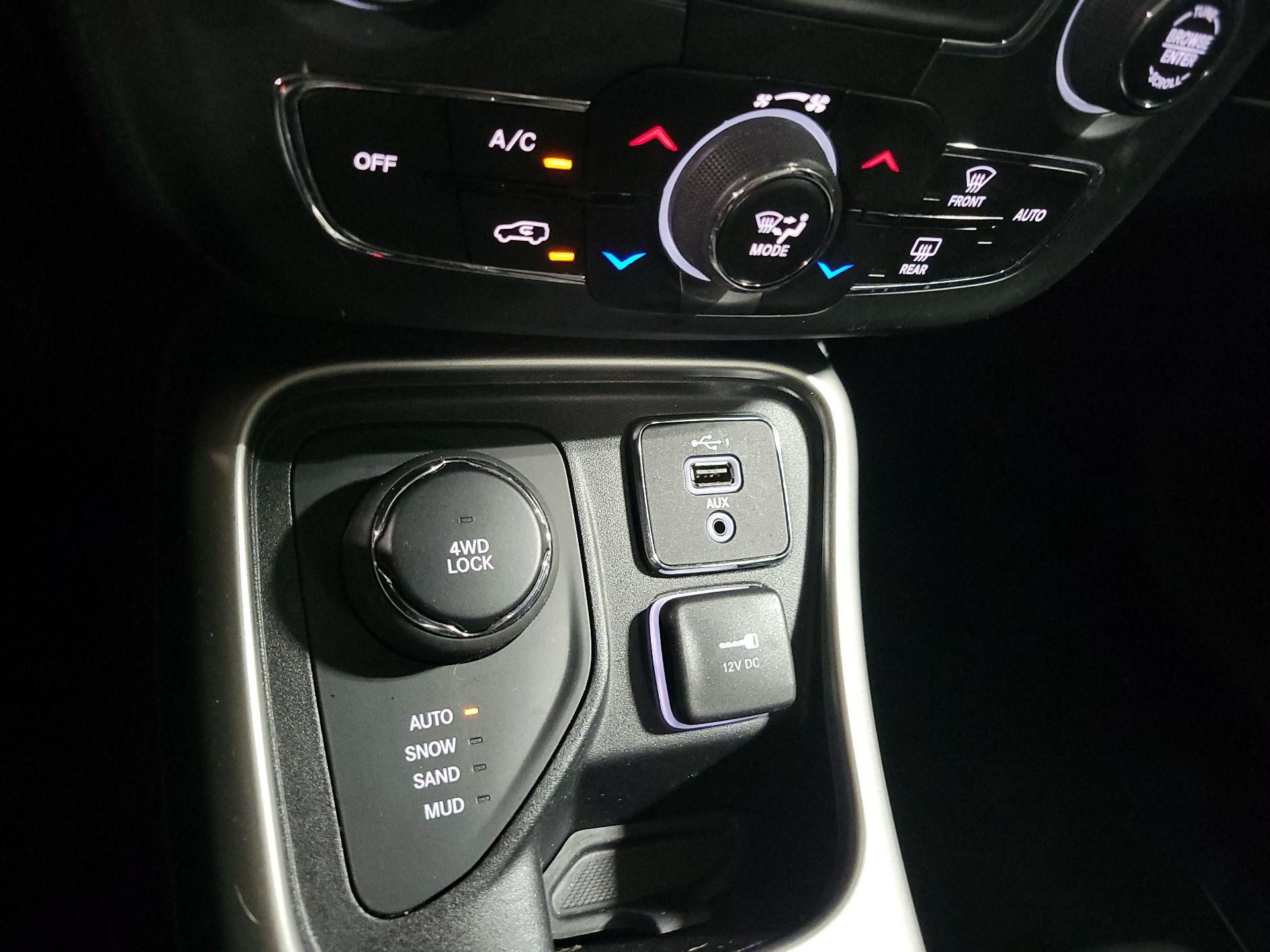 Thumbnail: 2021 Jeep Compass - 19