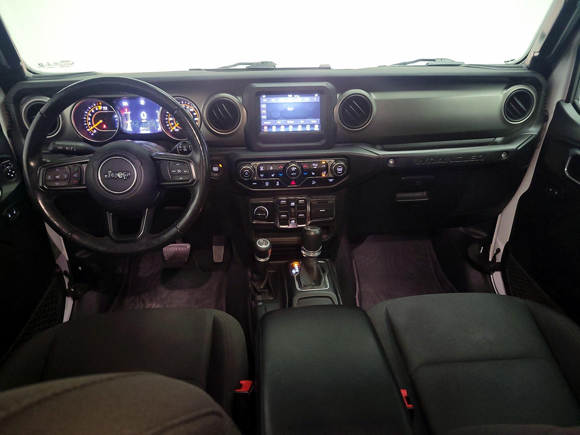 Thumbnail: 2019 Jeep Wrangler - 9