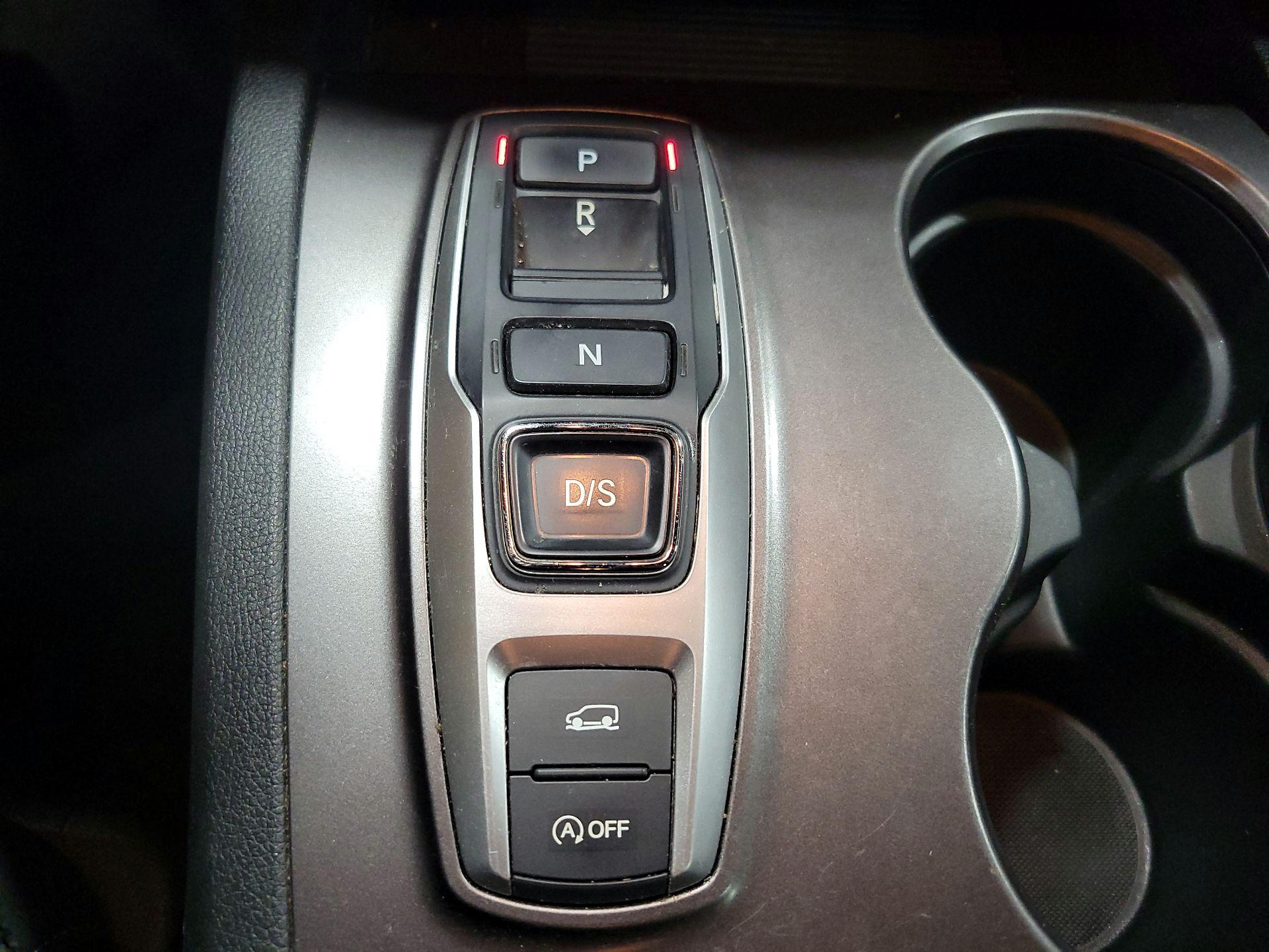 Thumbnail: 2022 Honda Passport - 16