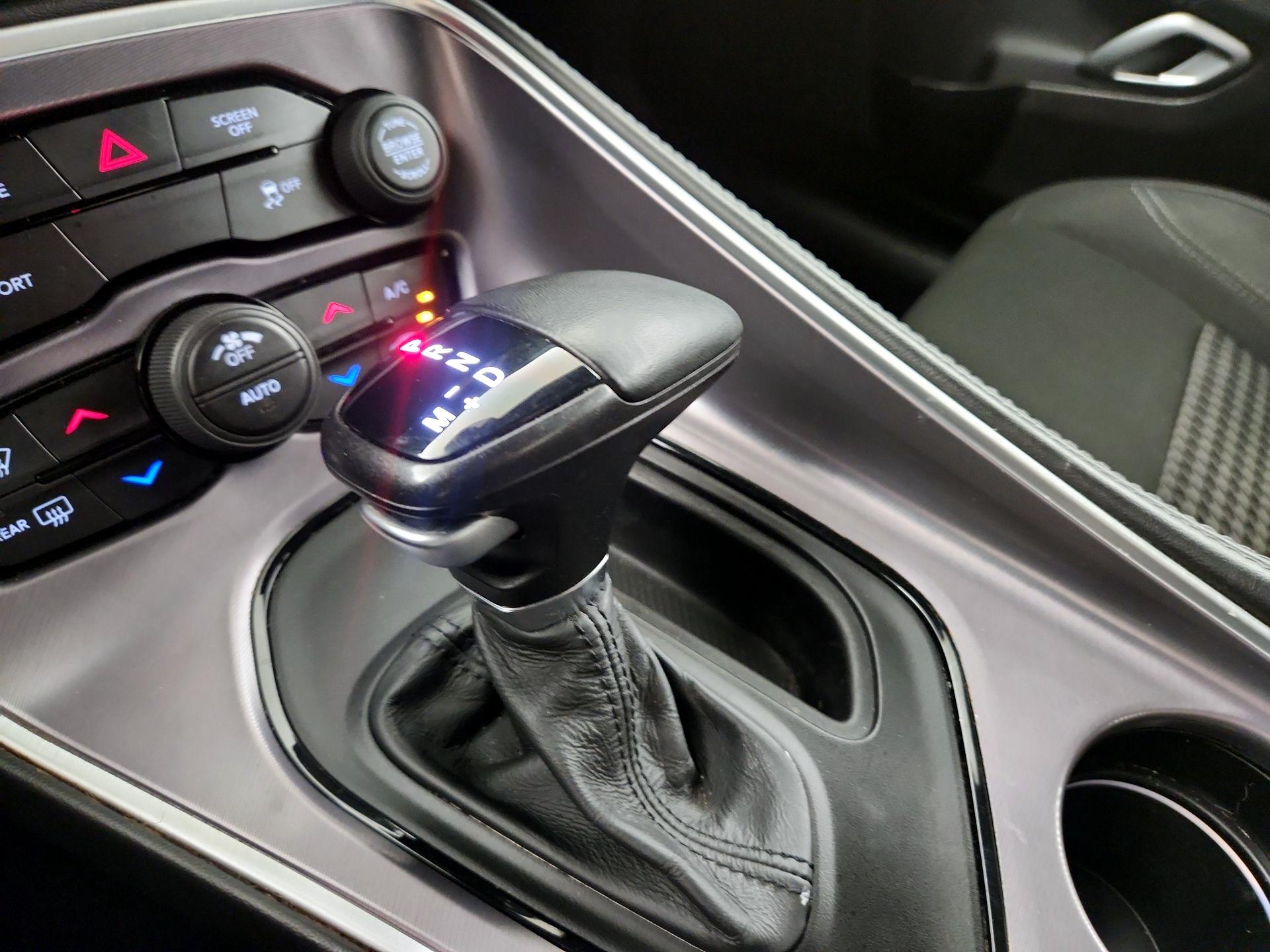 Thumbnail: 2019 Dodge Challenger - 17