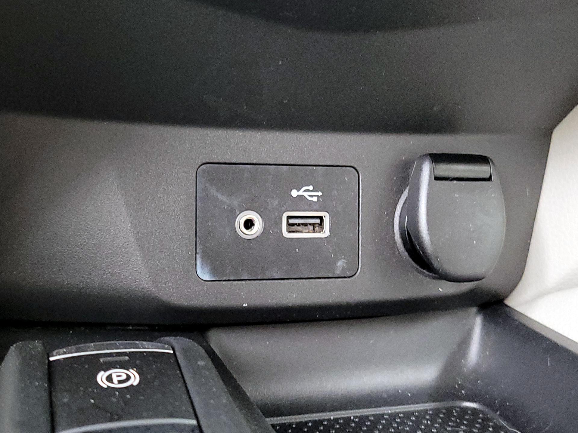 Thumbnail: 2019 Nissan Rogue Sport - 19