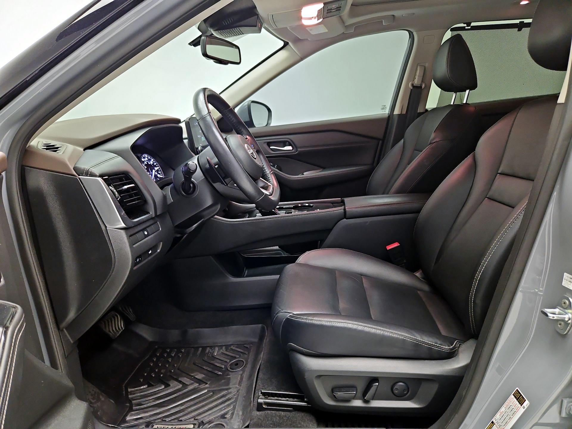 Thumbnail: 2022 Nissan Rogue - 11