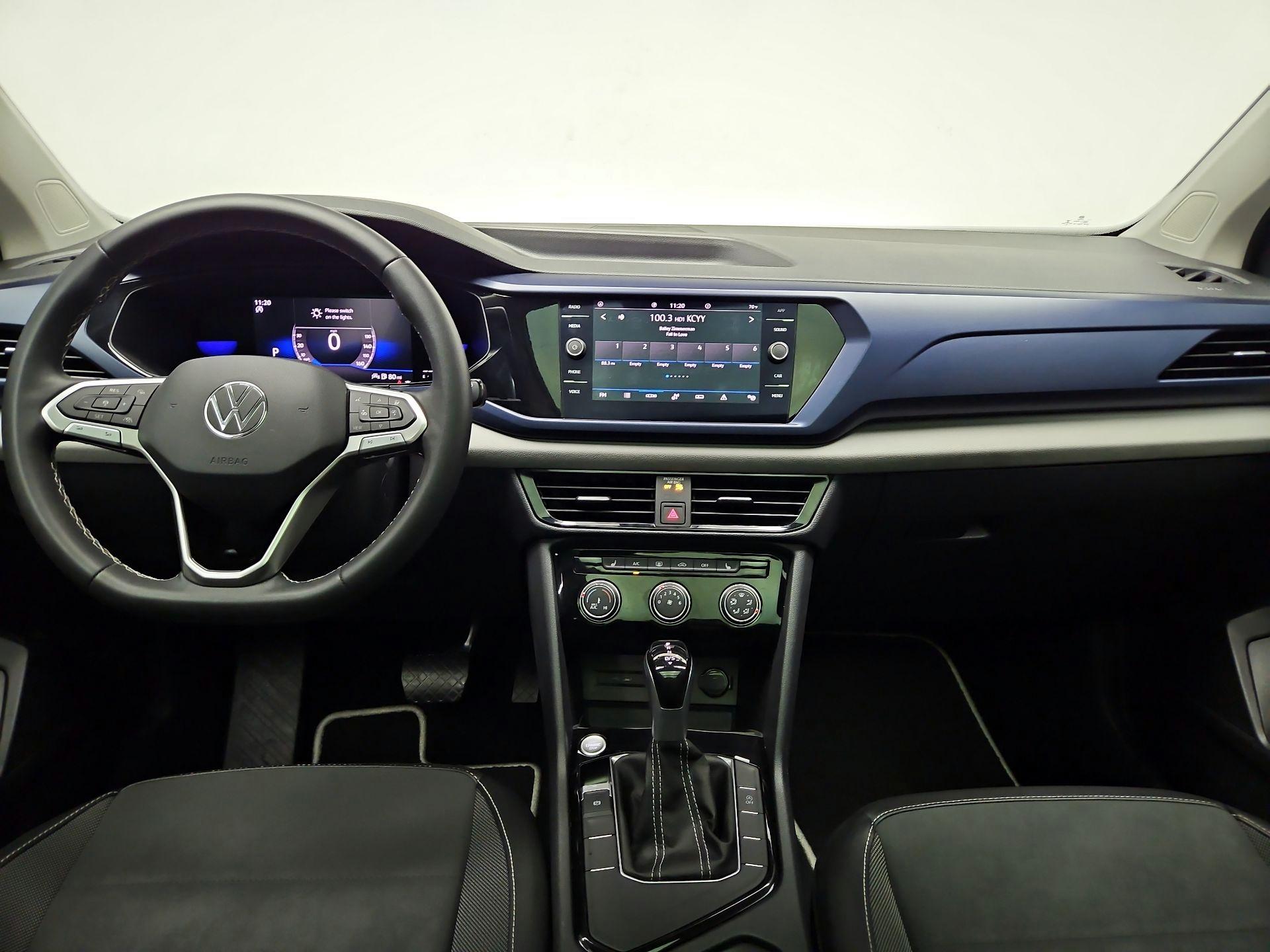 Thumbnail: 2023 Volkswagen Taos - 9