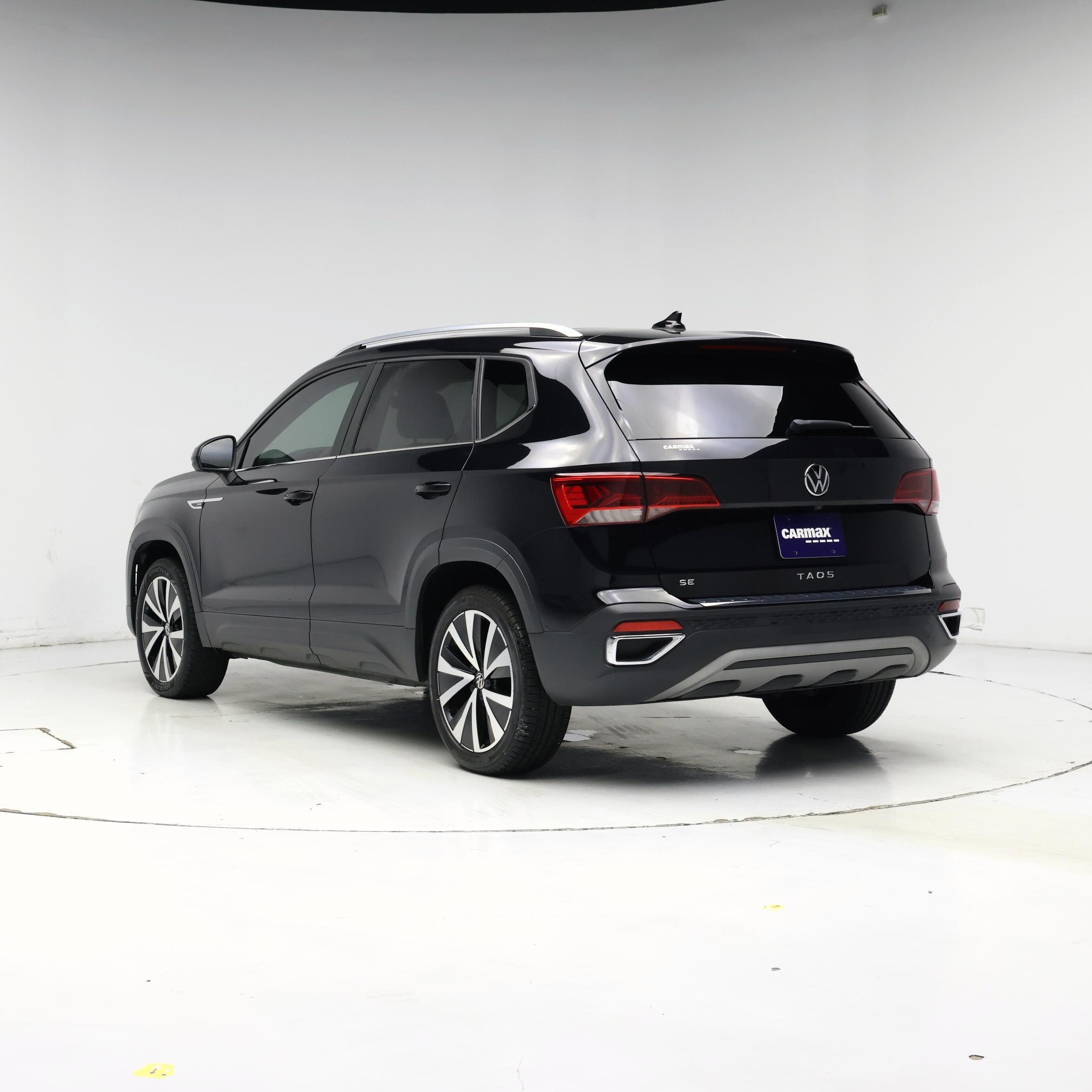Thumbnail: 2023 Volkswagen Taos - 2